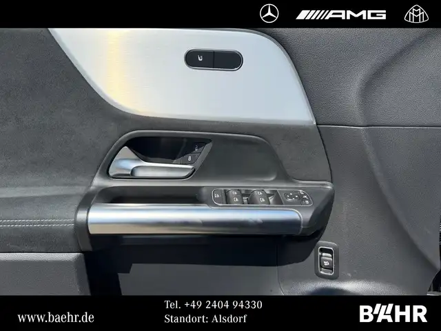 Mercedes-Benz Gla Class view 14