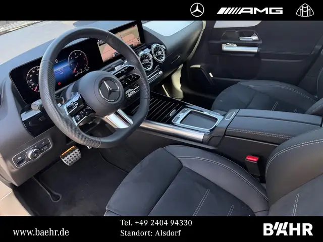Mercedes-Benz Gla view 11