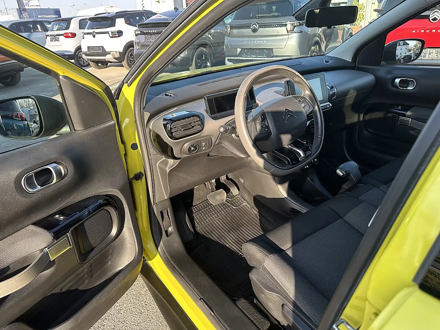 Citroen C4 Cactus 1,6 e-HDI92 ETG Shine Gelb - 2