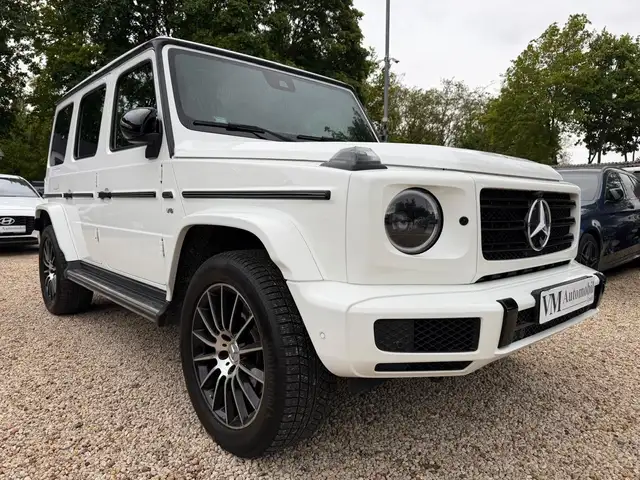 Mercedes-Benz G 500 view 3