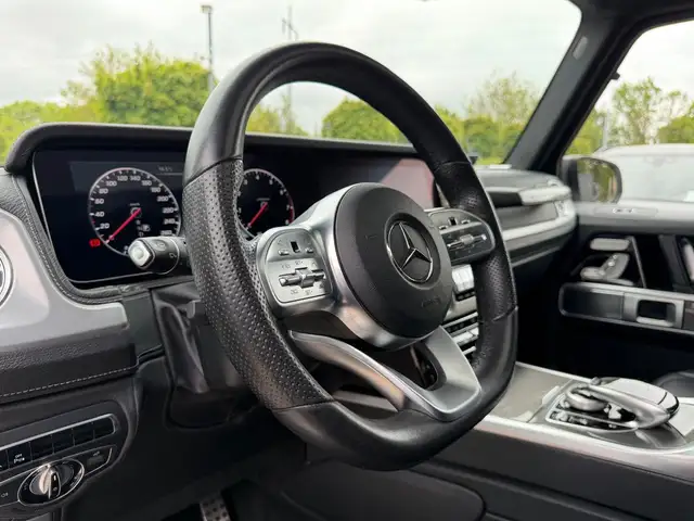 Mercedes-Benz G 500 view 9