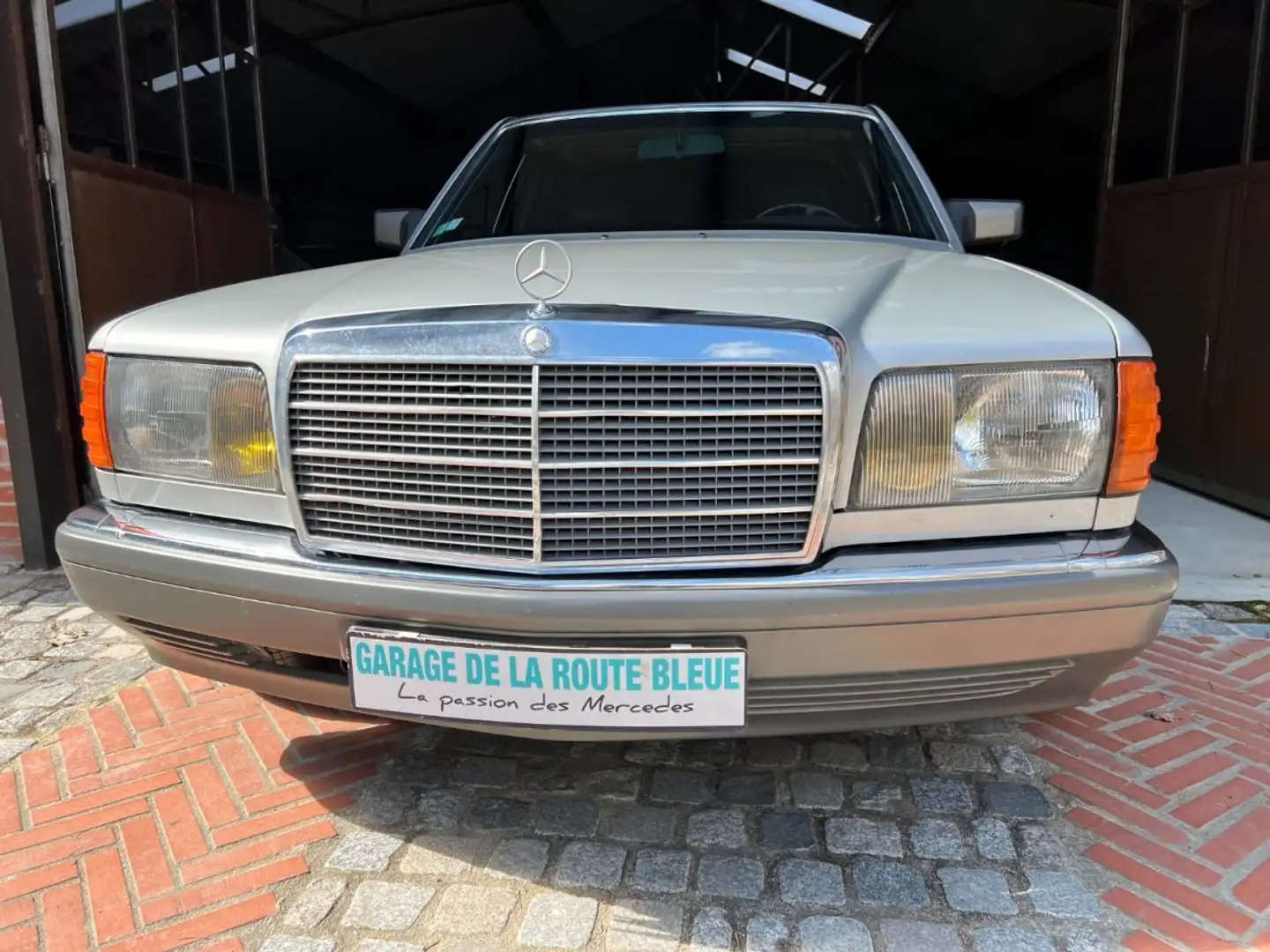 Mercedes-Benz 500 SE 1ere Main ETAT EXCEPTIONNEL DE CONSERVATION - 2