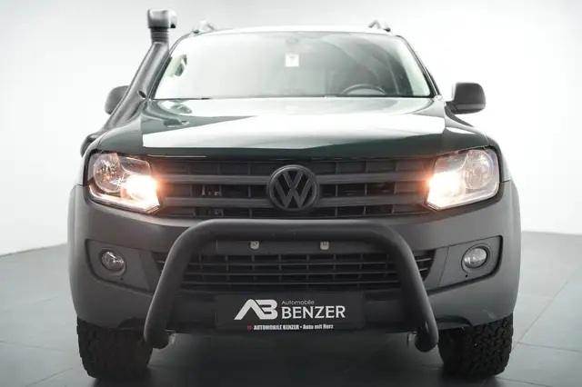 Volkswagen Amarok view 3