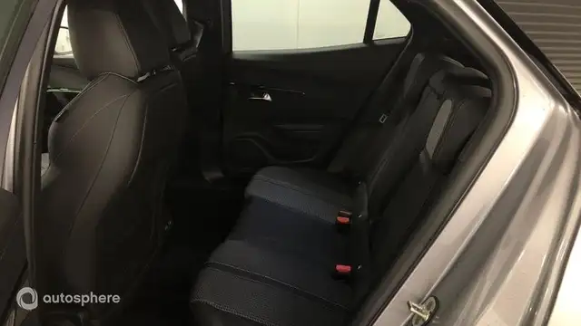 Peugeot 2008 view 13