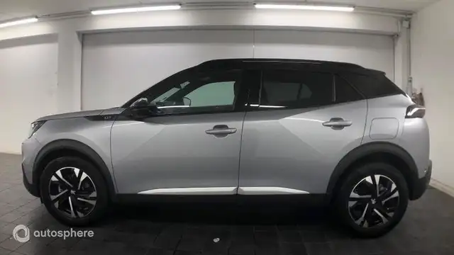 Peugeot 2008 view 8