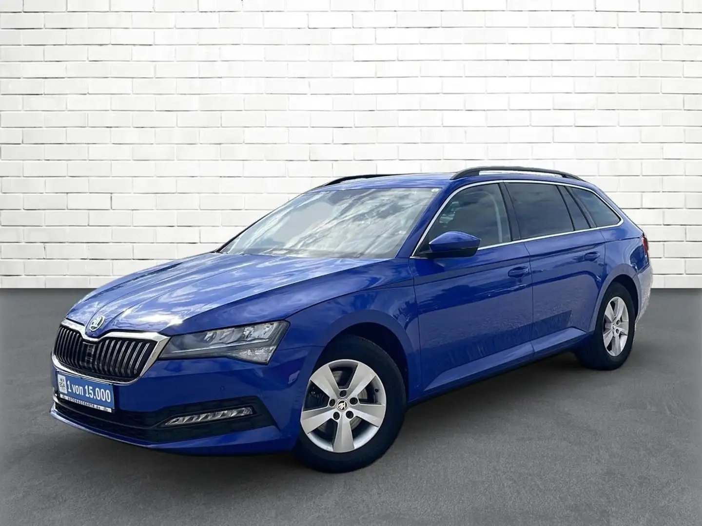 Skoda Superb Combi 1.5 TSI ACT Ambition *LED*Navi*DSG*DAB+* Синий - 2