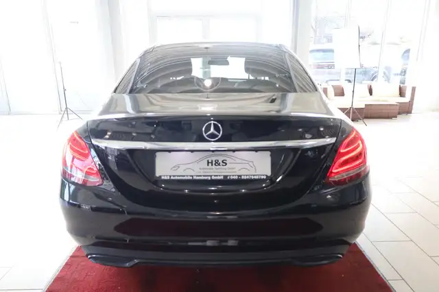 Mercedes-Benz C-Class view 7