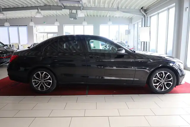 Mercedes-Benz C-Class view 10