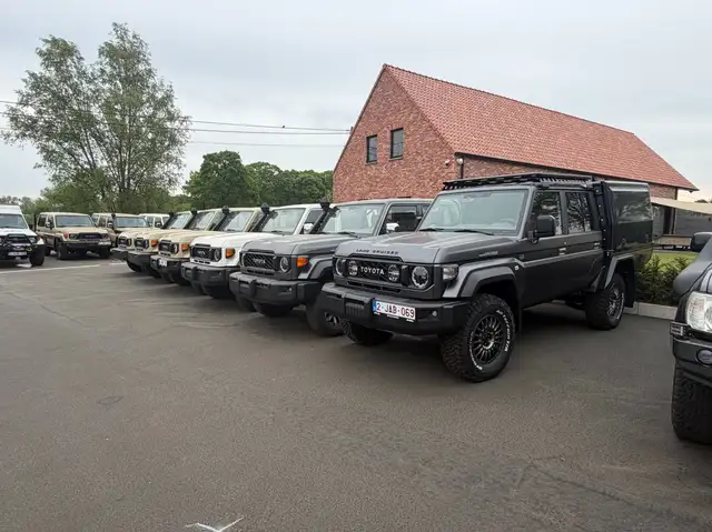 Toyota Land Cruiser