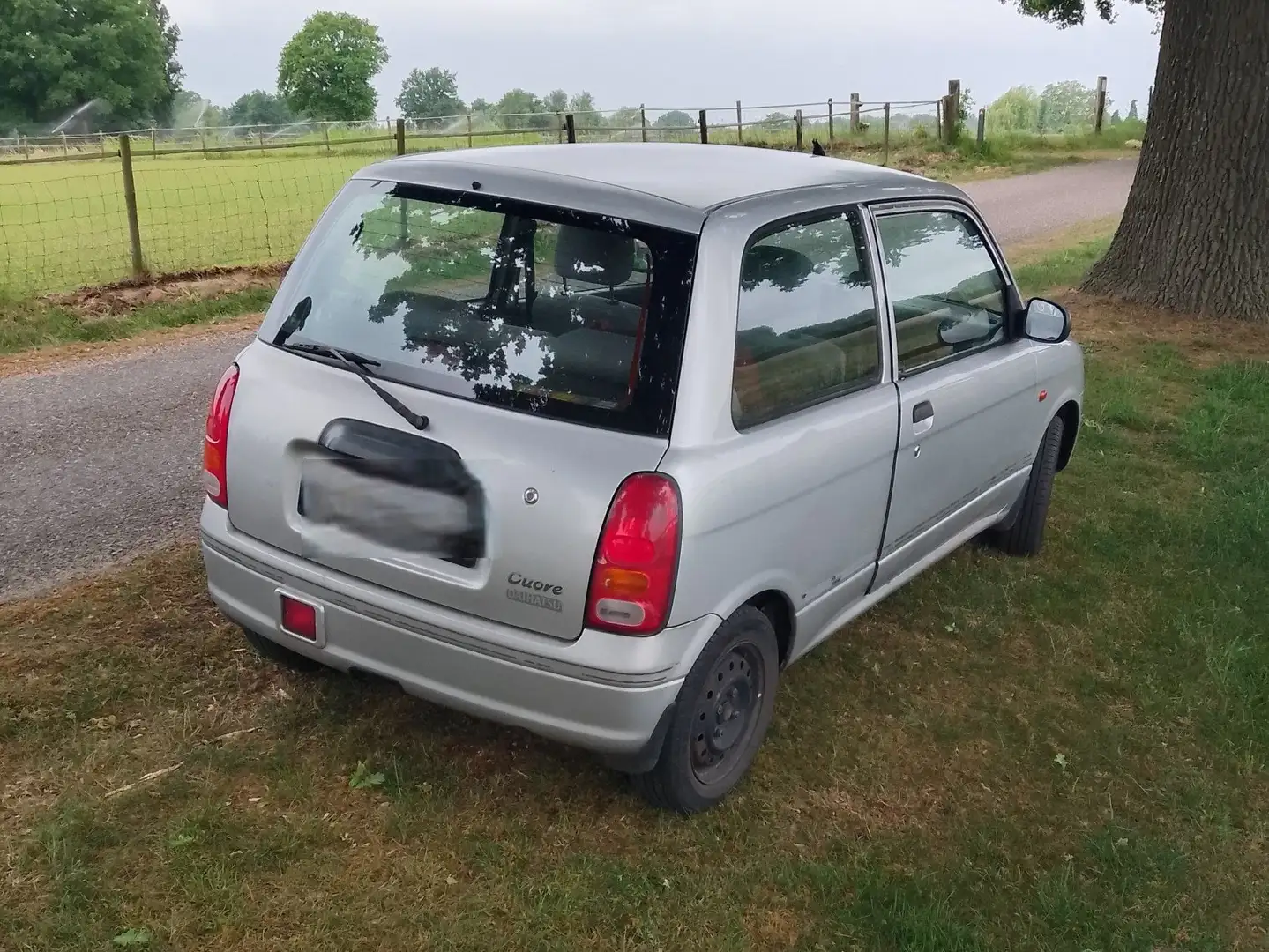 Daihatsu Cuore Cuore 1.0-12V XTi Gris - 2