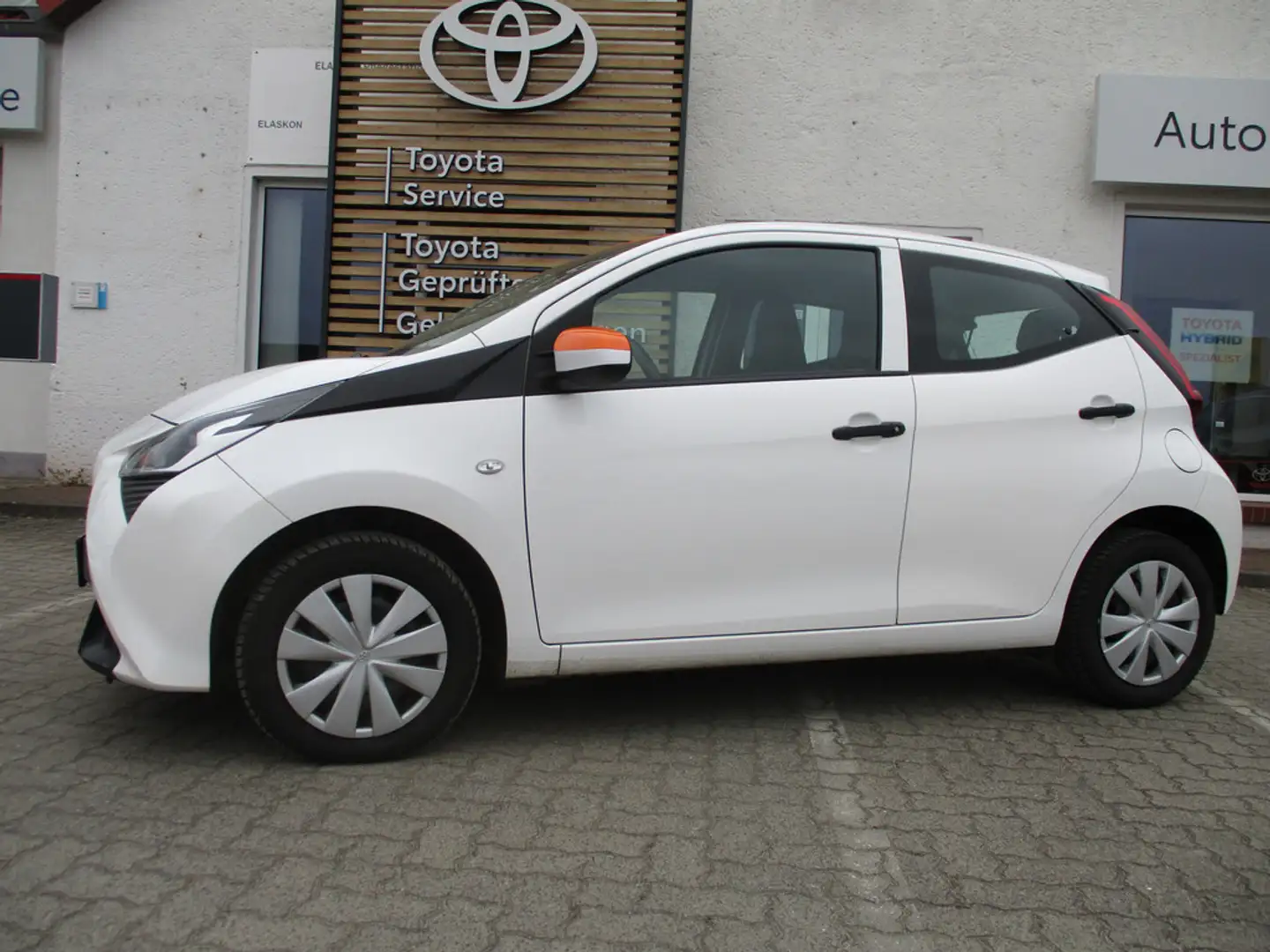 Toyota Aygo X Blanc - 2