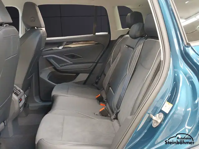 Volkswagen Tiguan view 15