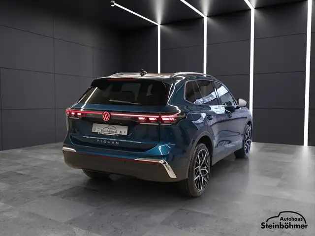 Volkswagen Tiguan view 8