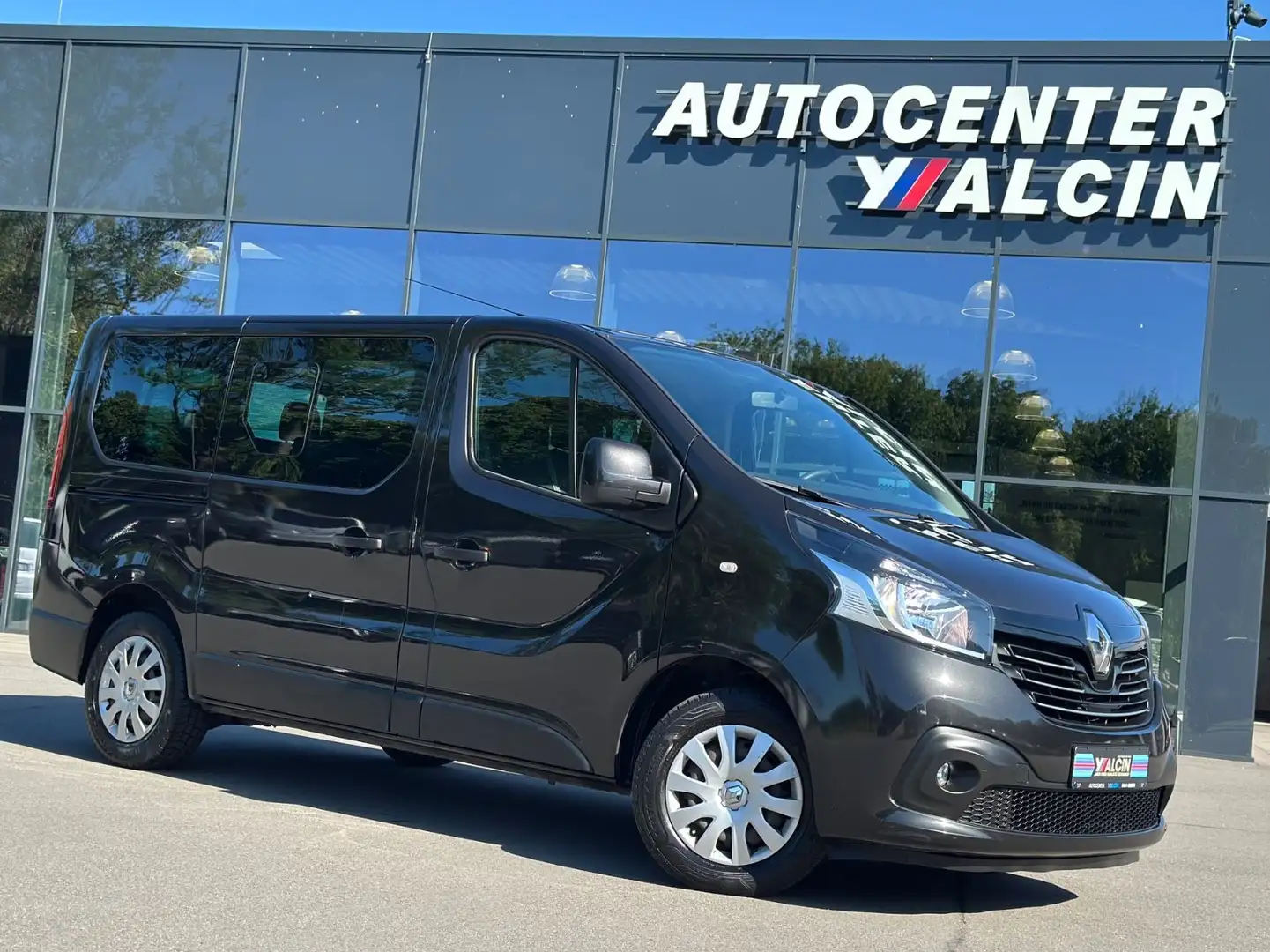Renault Trafic Combi L1H1 2,9t Expression 9-SITZER/NAVI Schwarz - 1