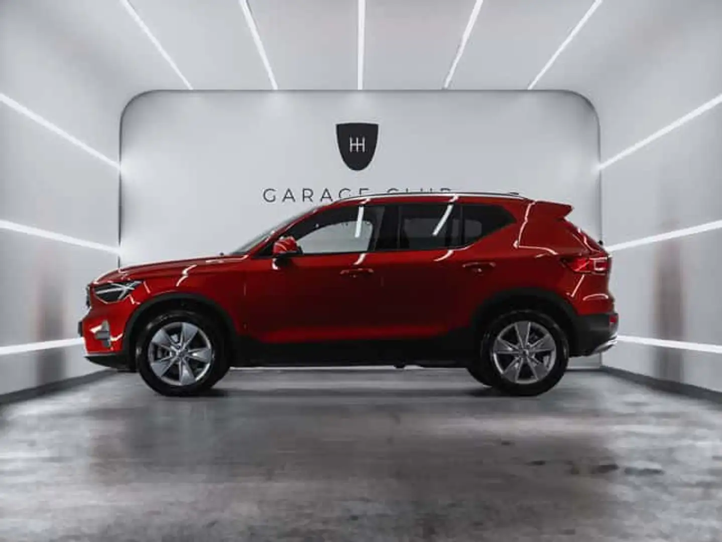 Volvo XC40 B4 Core Aut. Rojo - 2