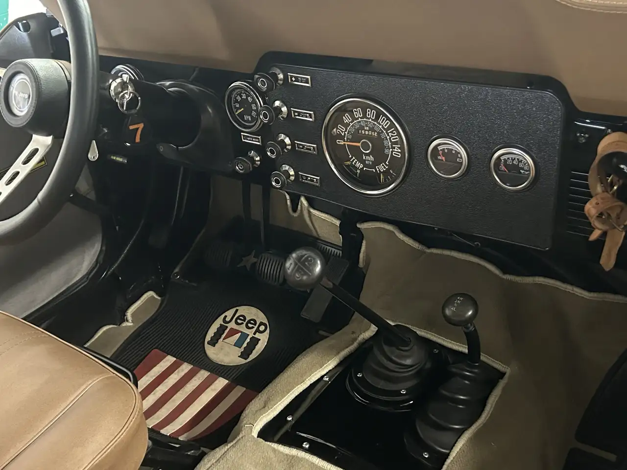 Jeep CJ-7 GOLDEN EAGLE 5.0 V8, foto 7