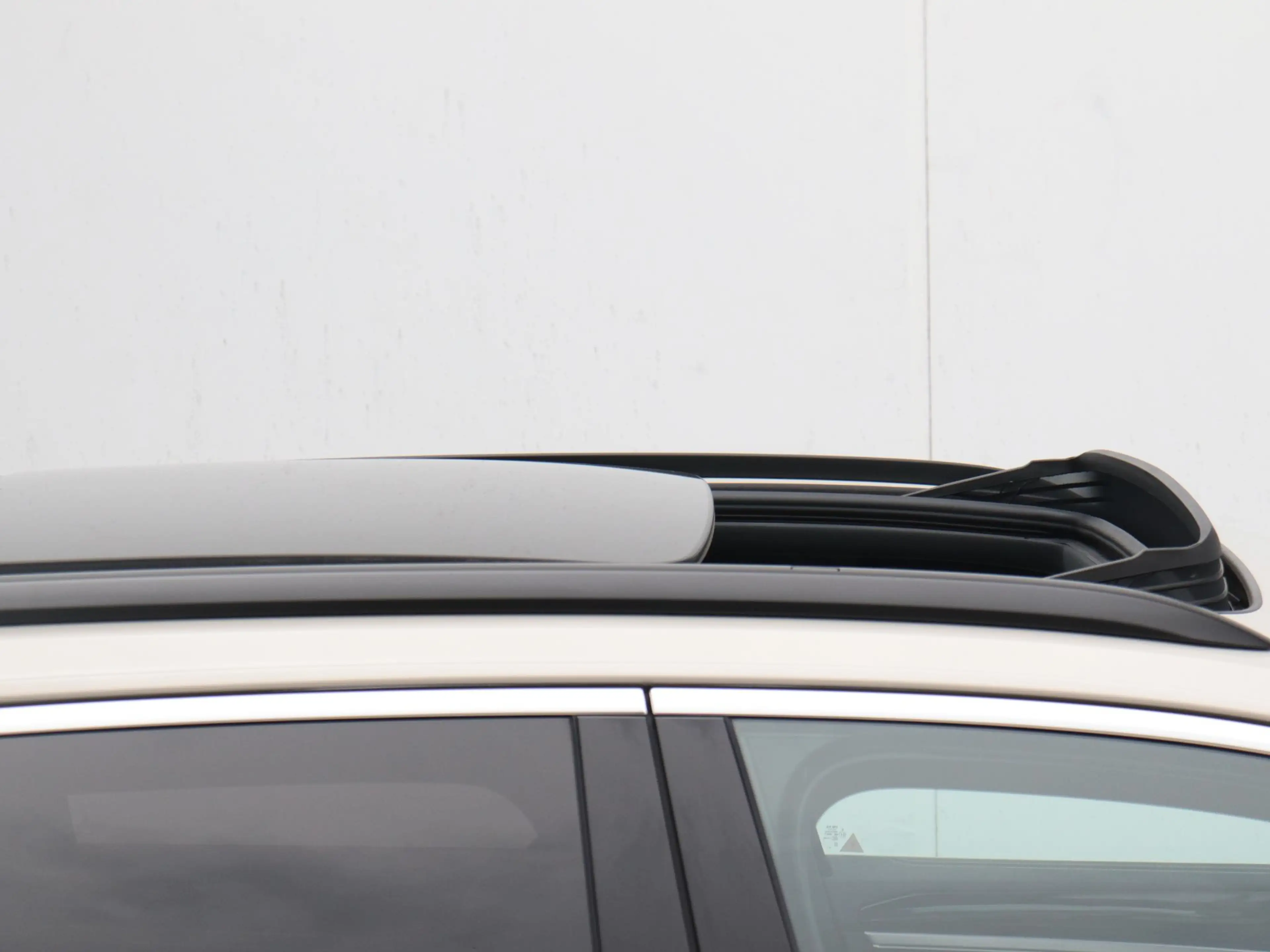 Volkswagen Touareg 3.0 TSi eHybrid 4MOTION Elegance | Nachtvisie | St — photo 5