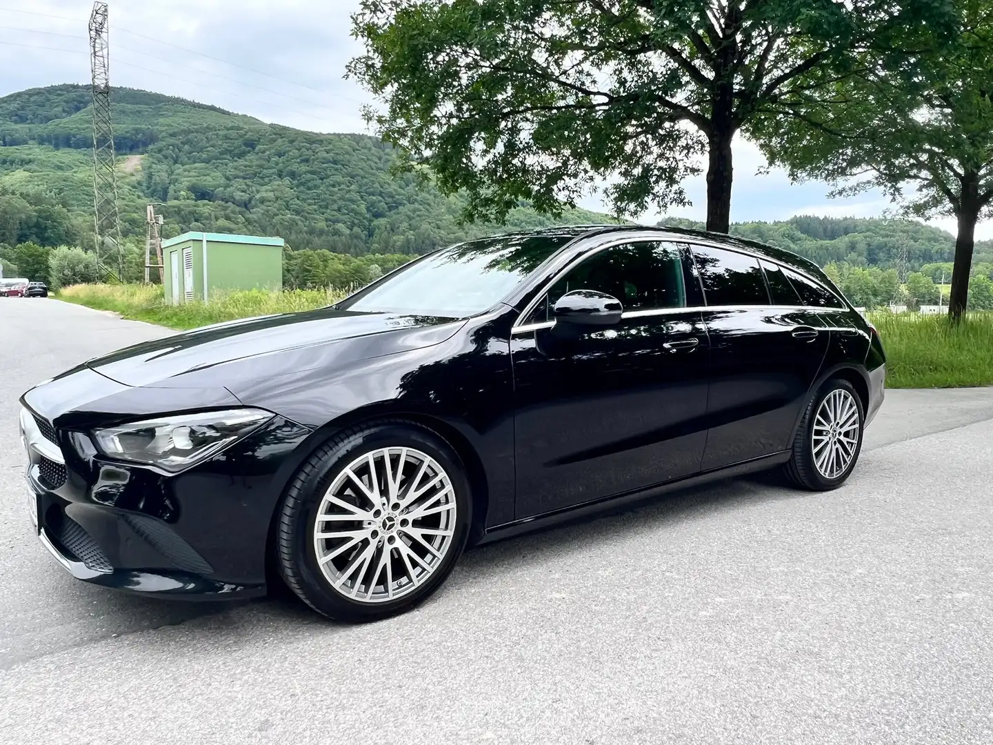 Mercedes-Benz CLA 220 d Shooting B 4MATIC Aut.*1.Bes* Serviceheft Merced Schwarz - 1