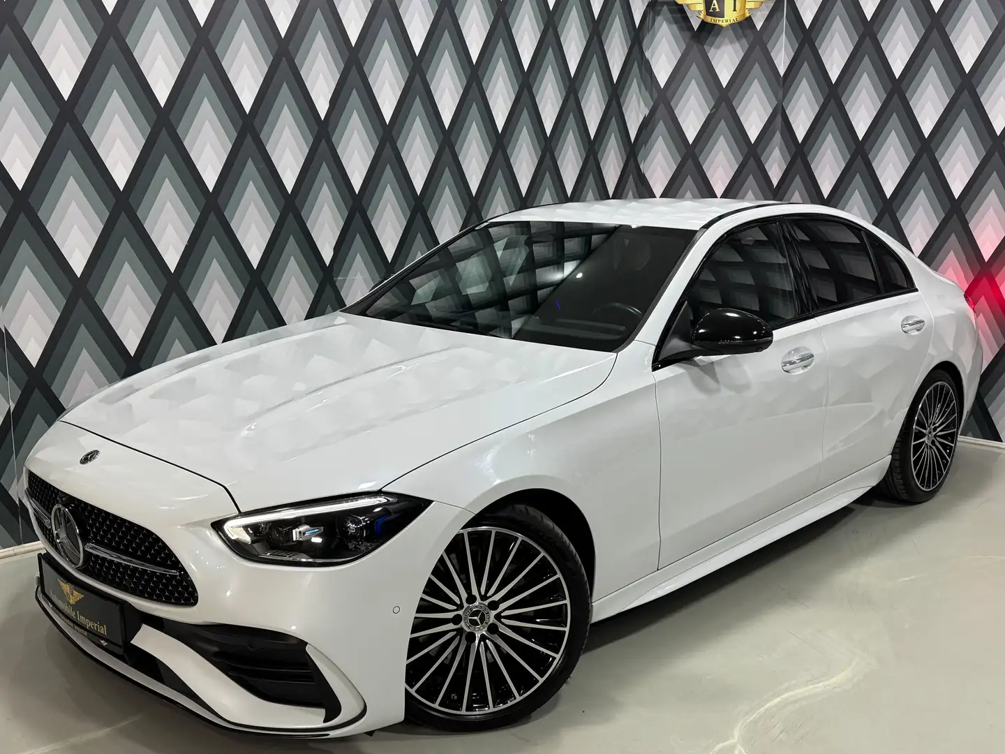 Mercedes-Benz C 220 d Aut. // AMG LINE // DIGITAL LIGHT // Weiß - 2