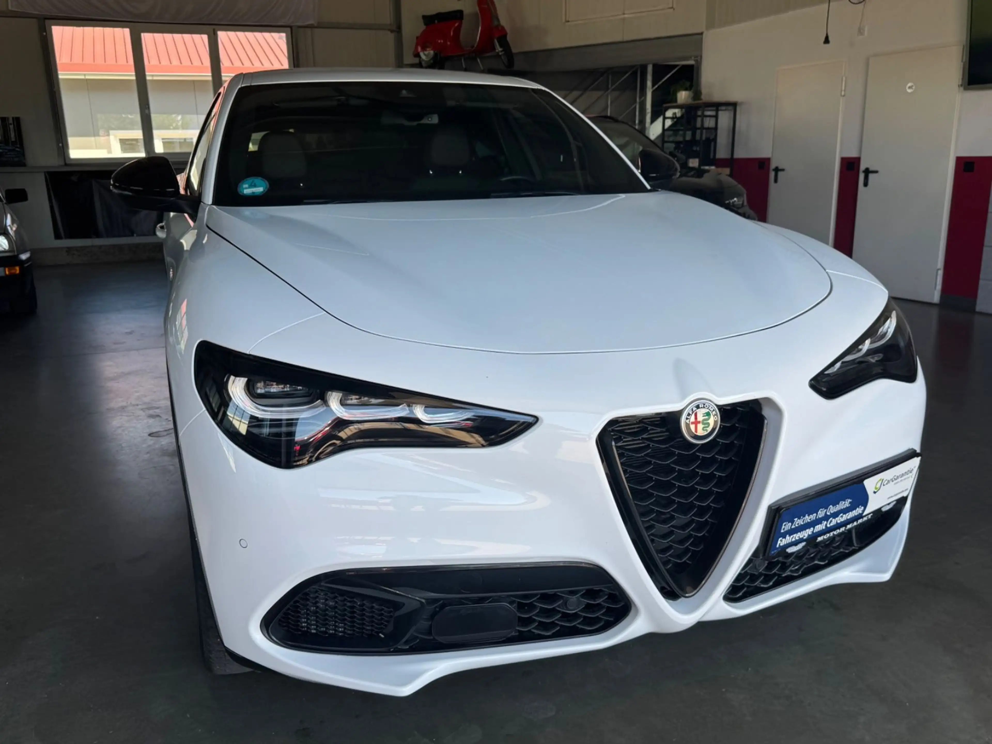 Alfa Romeo Stelvio Veloce Q4 — photo 11