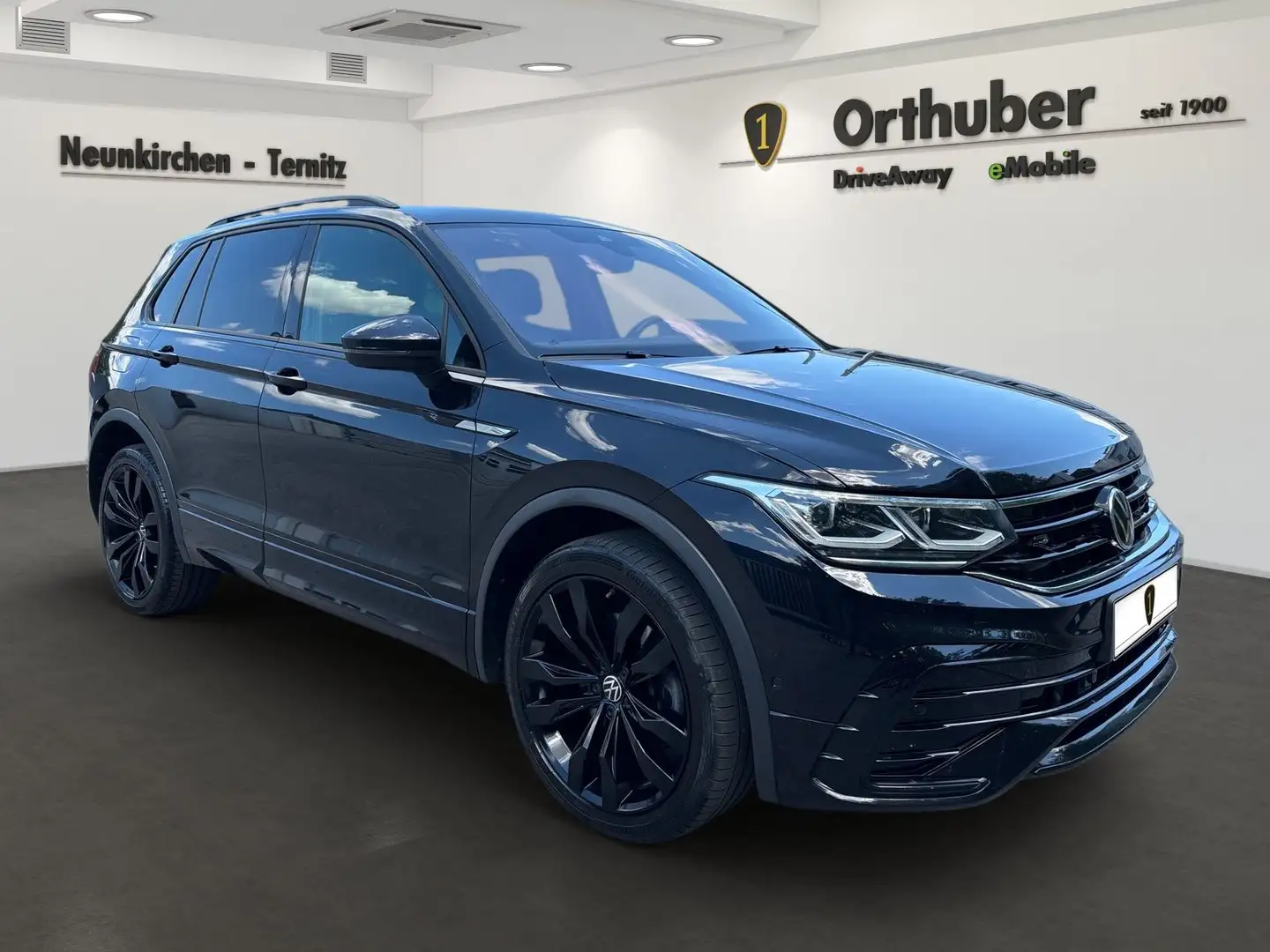 Volkswagen Tiguan R-Line TDI 4MOTION DSG Schwarz - 2
