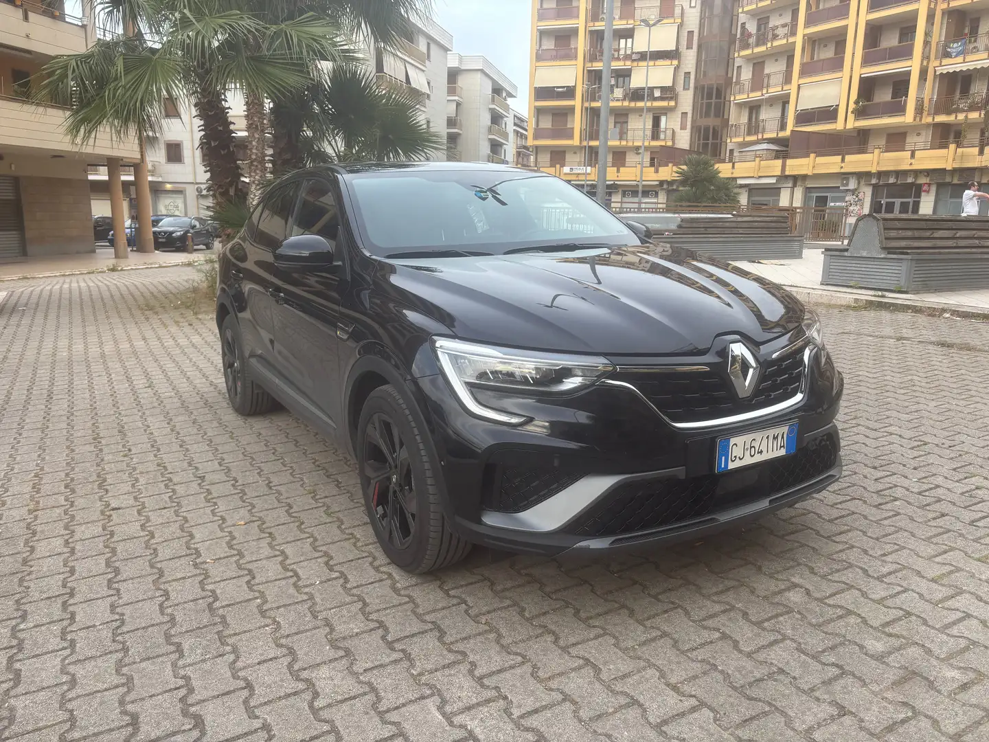 Renault Arkana Arkana 1.6 E-Tech full hybrid R.S. Line 145cv Nero - 2