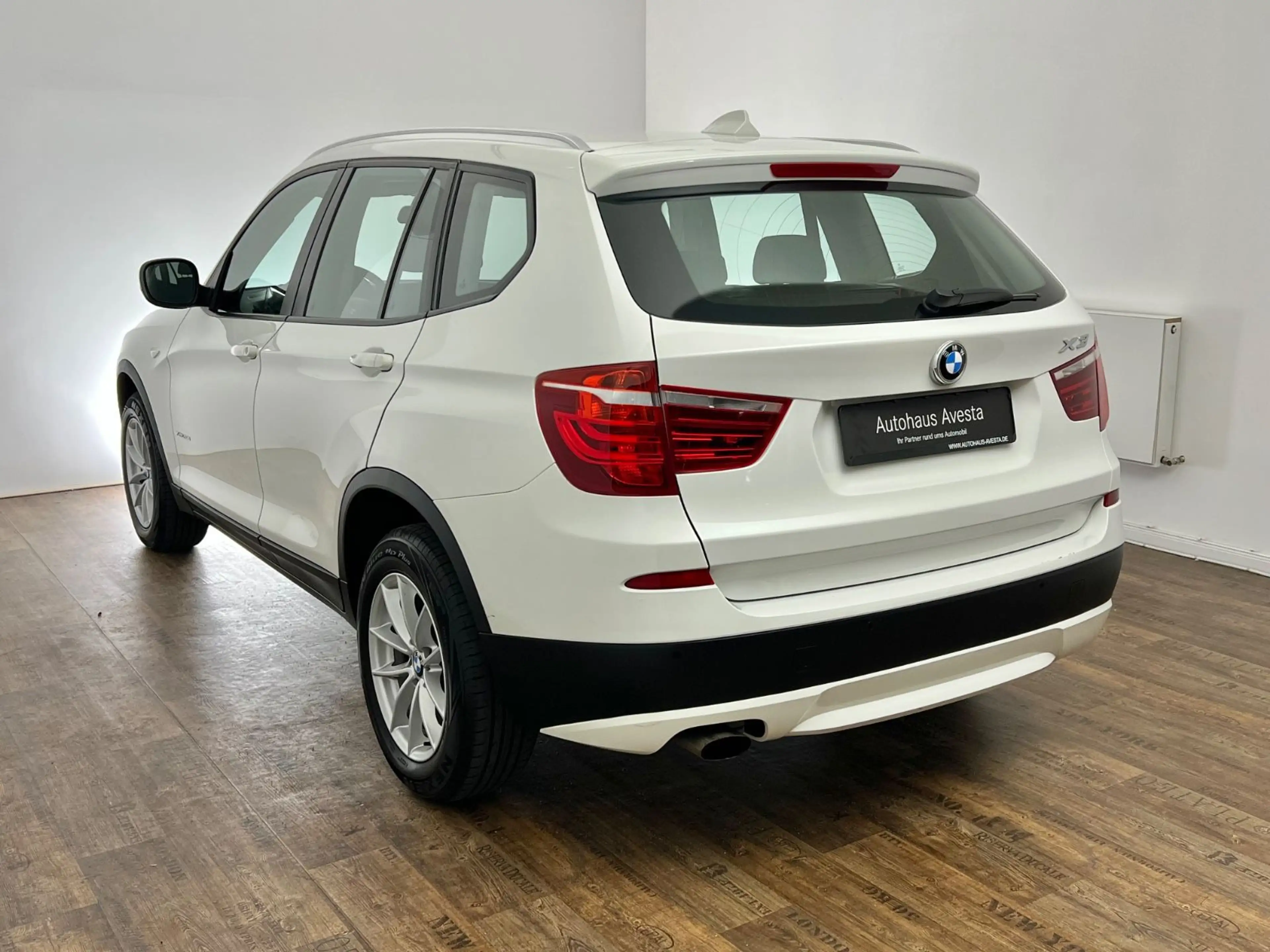 BMW X3 20d / 4x4 / NUR 42.tKM / RENTNER/ GARANTIE — photo 5