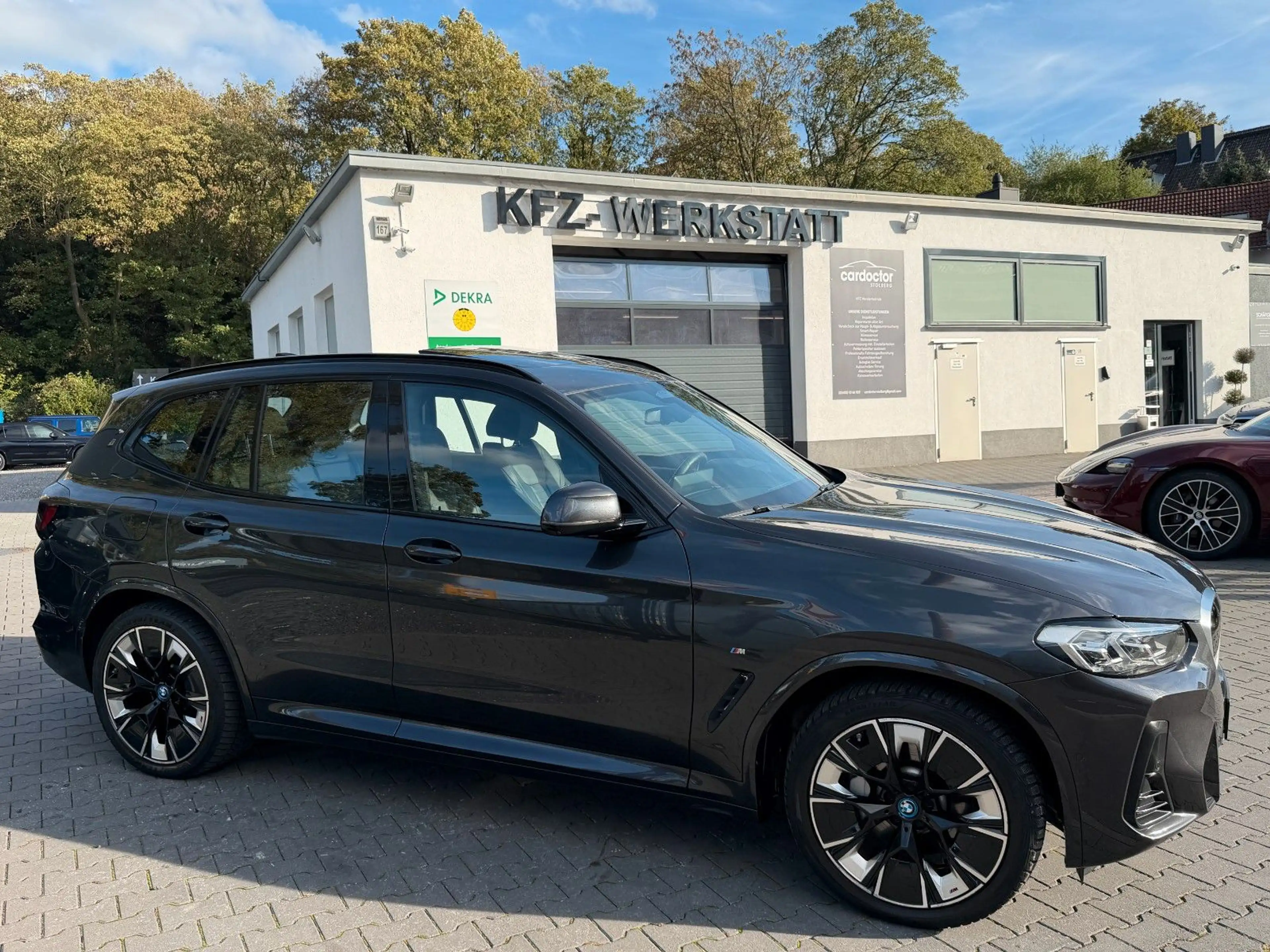 BMW iX3 Aut. Head Up - Panorama - M Sportpaket /// — photo 6