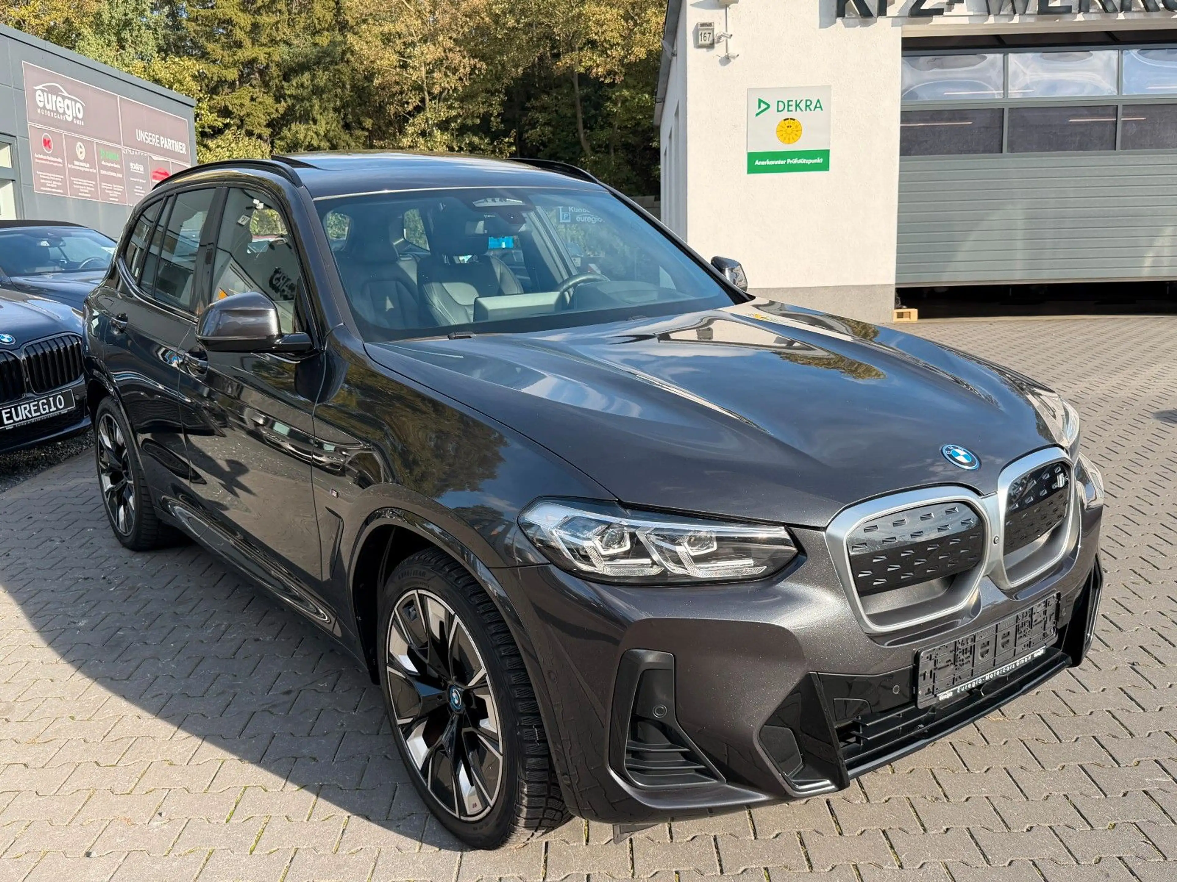 BMW iX3 Aut. Head Up - Panorama - M Sportpaket /// — photo 5