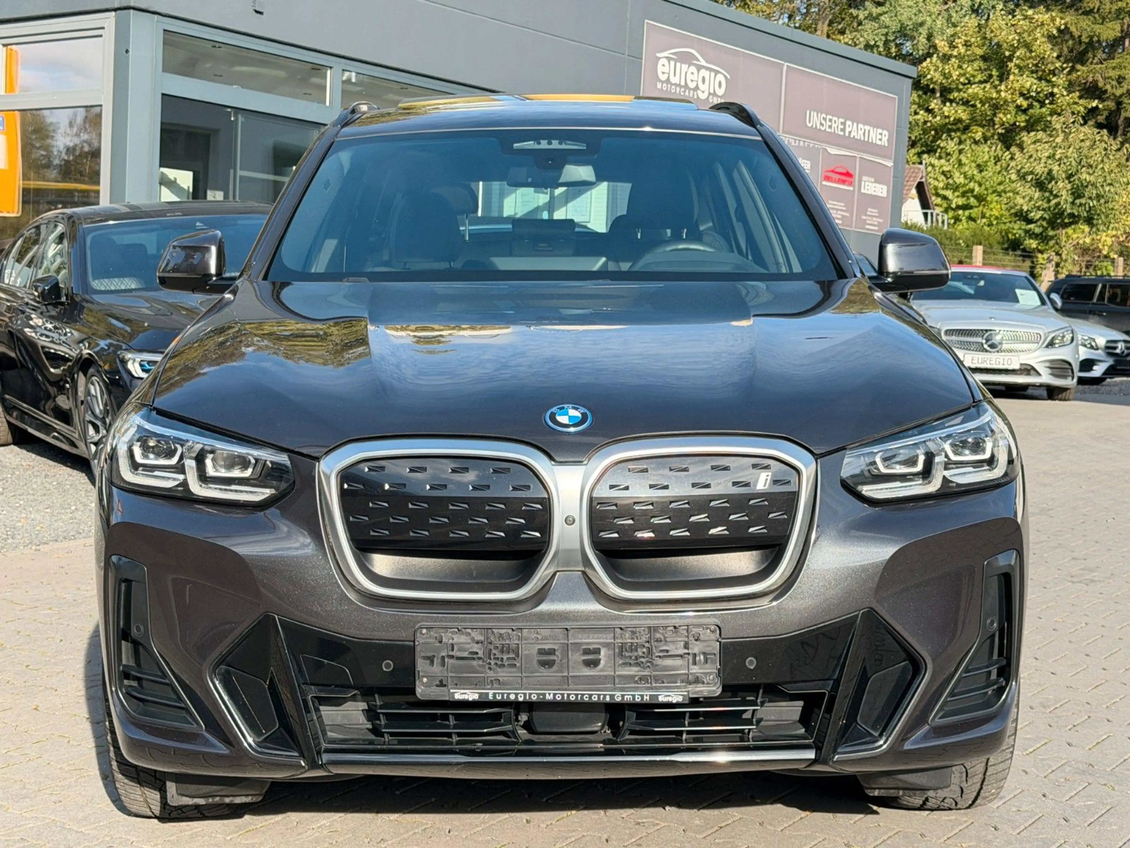 BMW iX3 Aut. Head Up - Panorama - M Sportpaket /// — photo 4