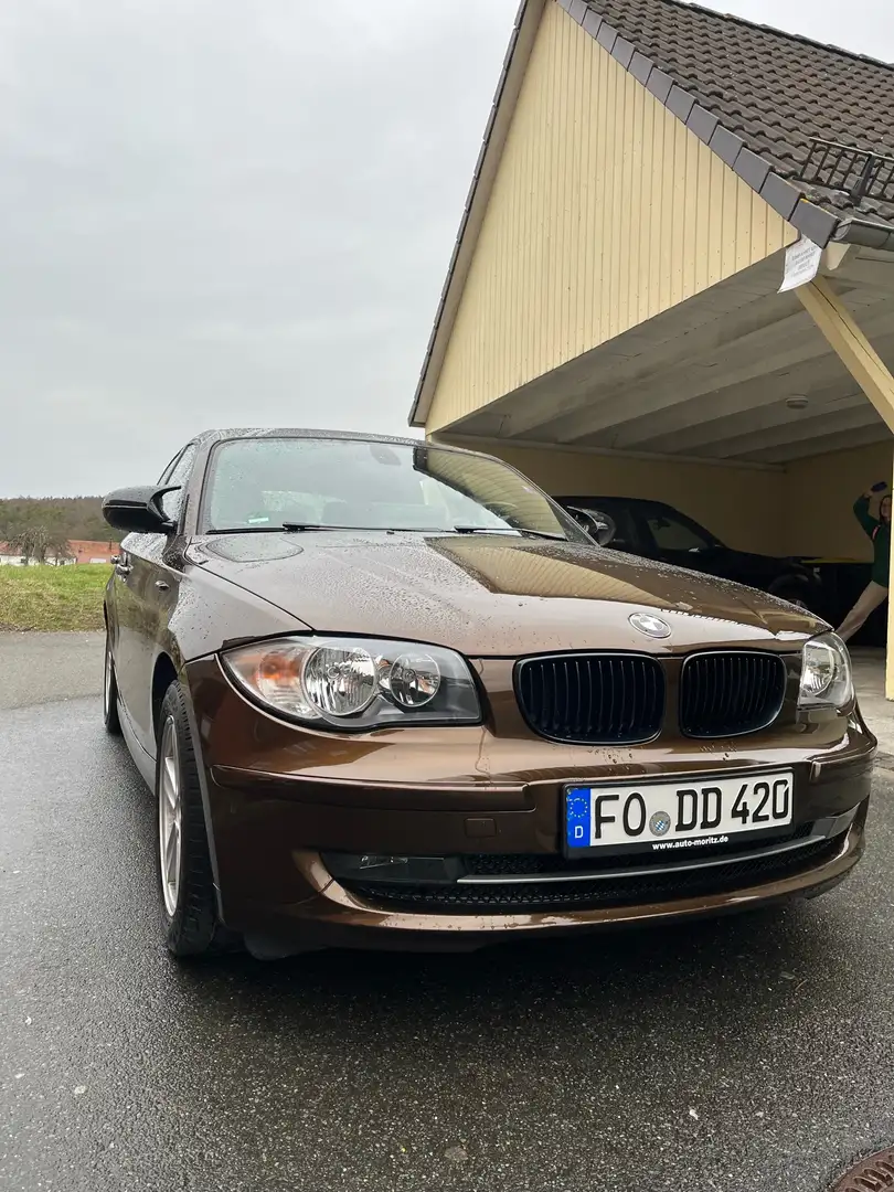 BMW 116 116i Braun - 1