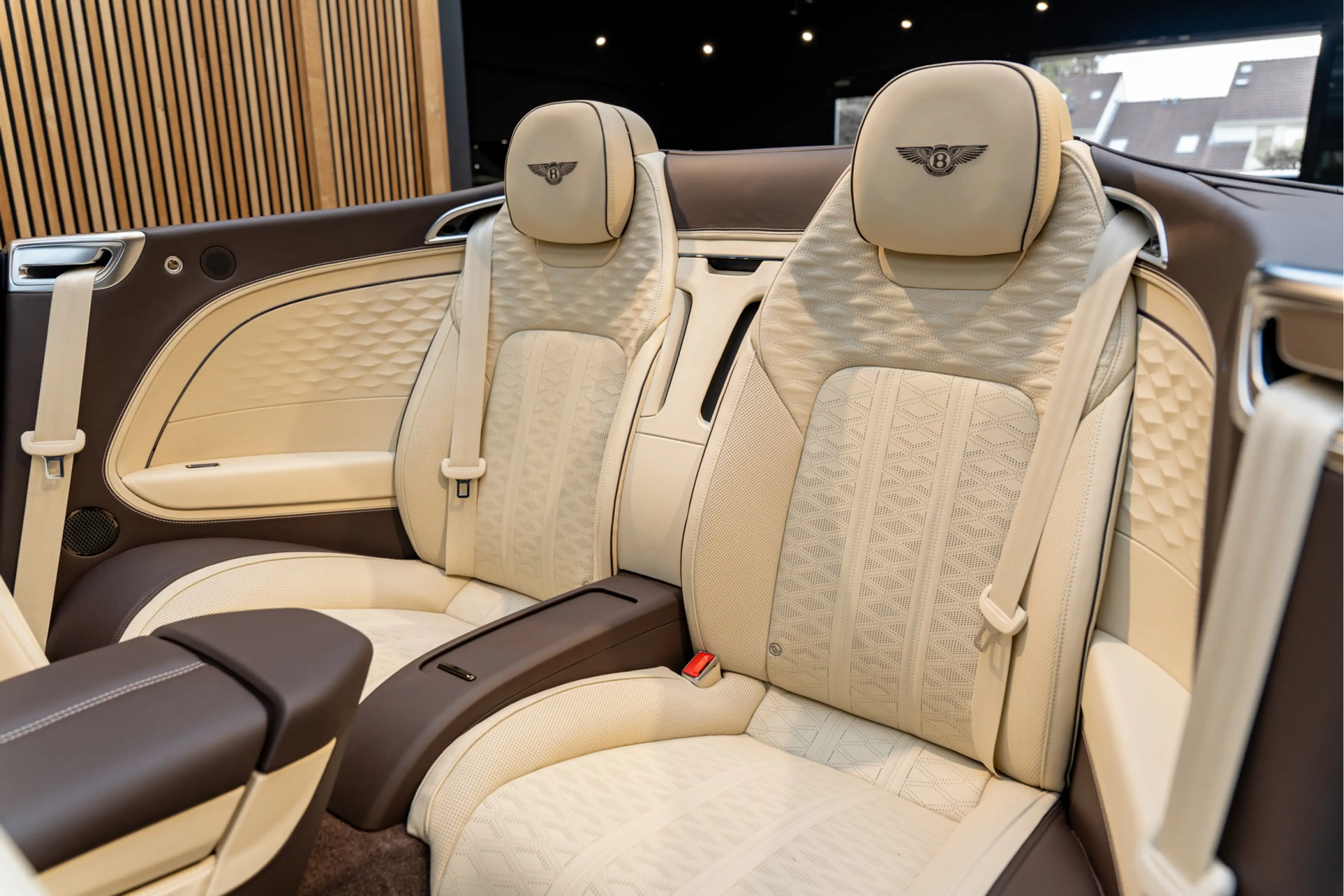 Bentley Continental GTC S Touring Package Mandarin 4.0 V8 Hybrid Spectre M — photo 11