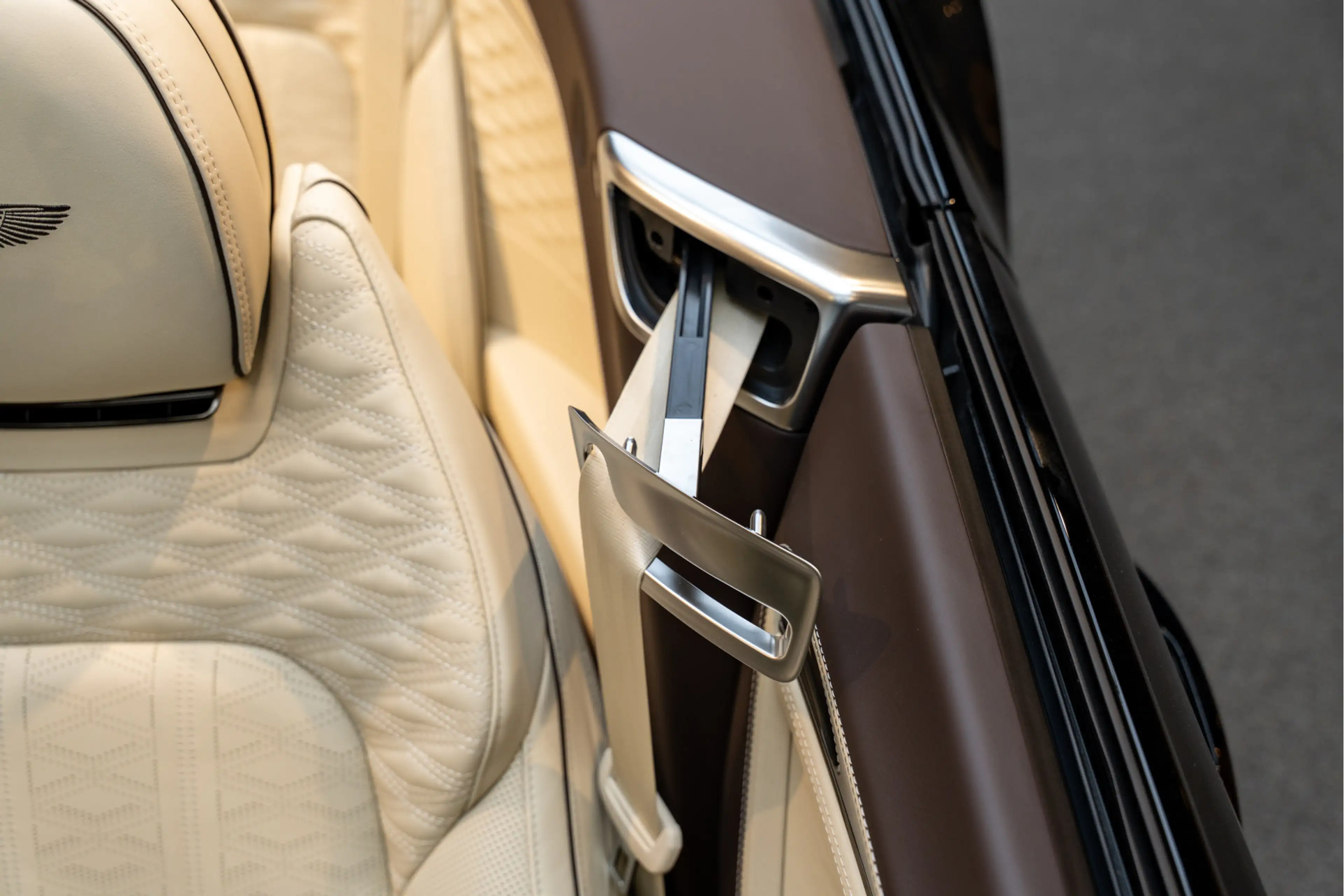 Bentley Continental GTC S Touring Package Mandarin 4.0 V8 Hybrid Spectre M — photo 40