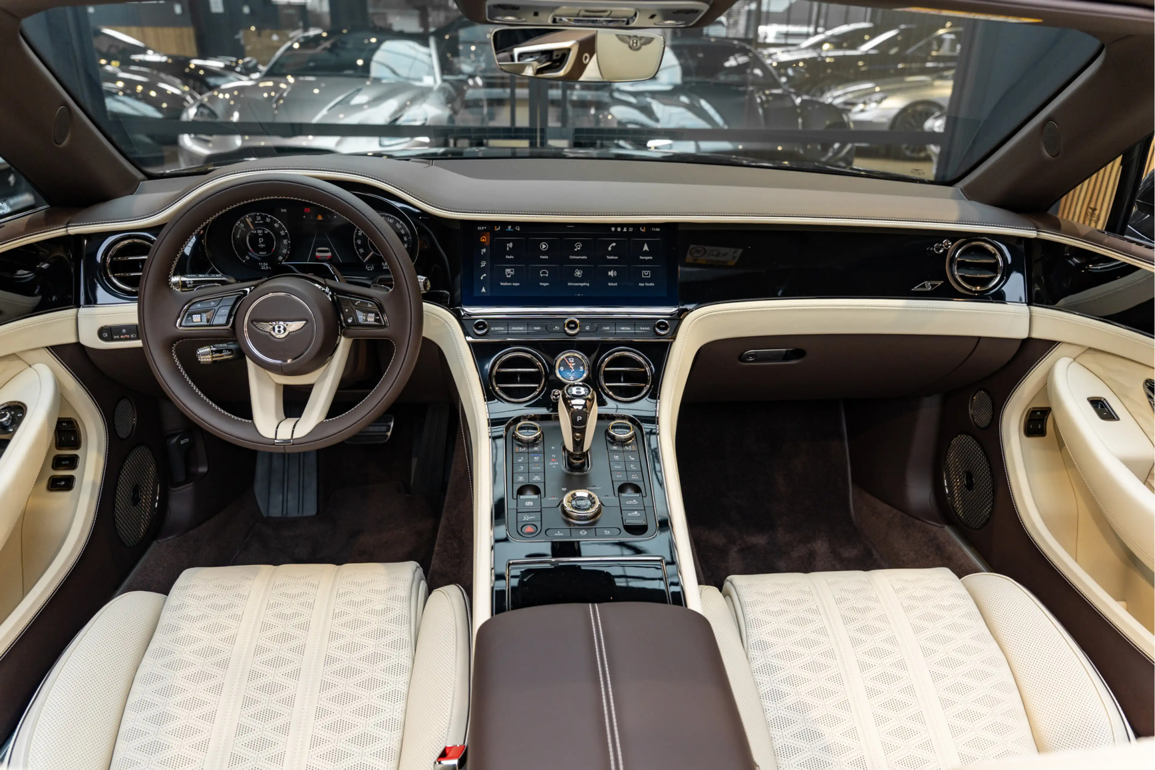 Bentley Continental GTC S Touring Package Mandarin 4.0 V8 Hybrid Spectre M — photo 39