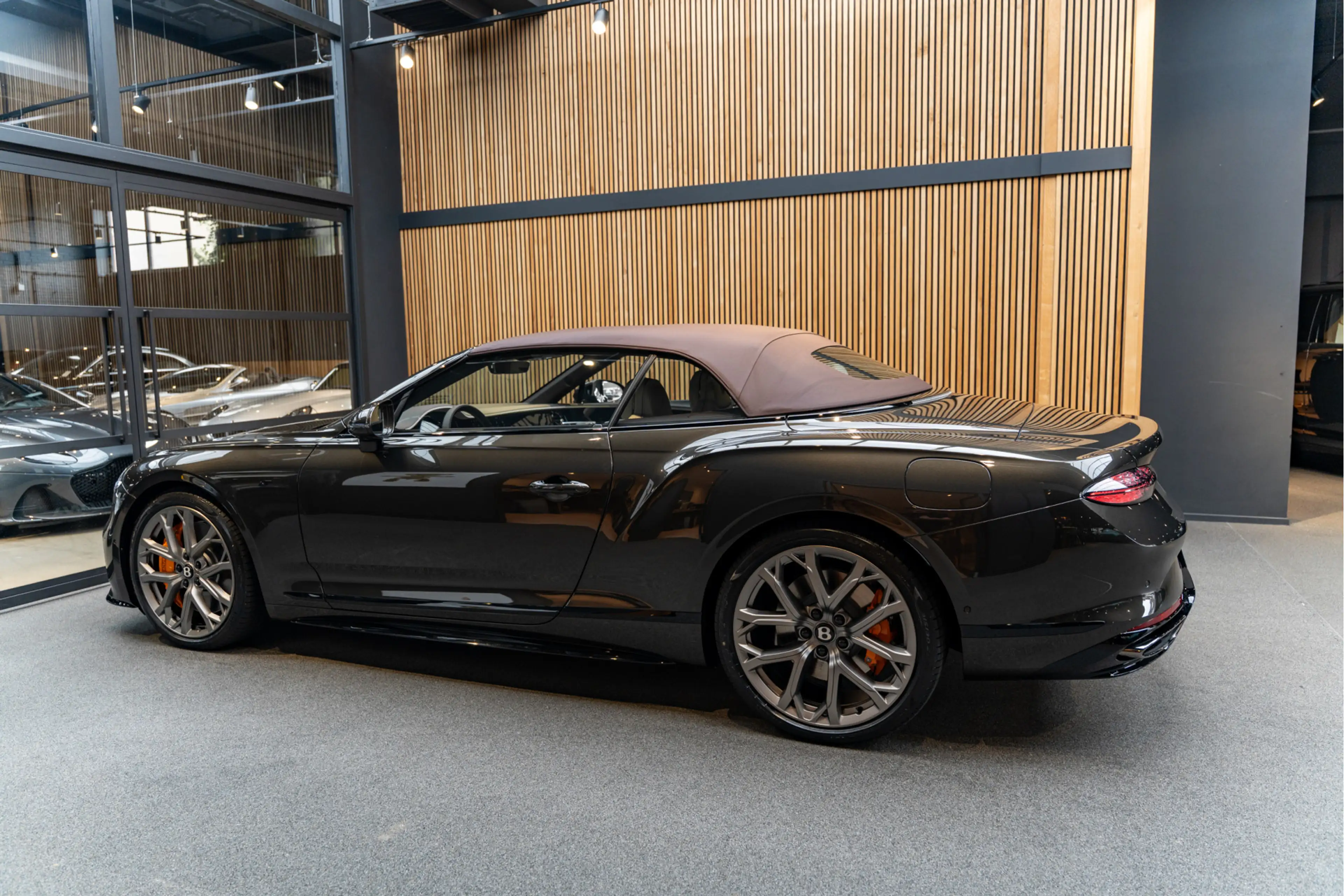 Bentley Continental GTC S Touring Package Mandarin 4.0 V8 Hybrid Spectre M — photo 23