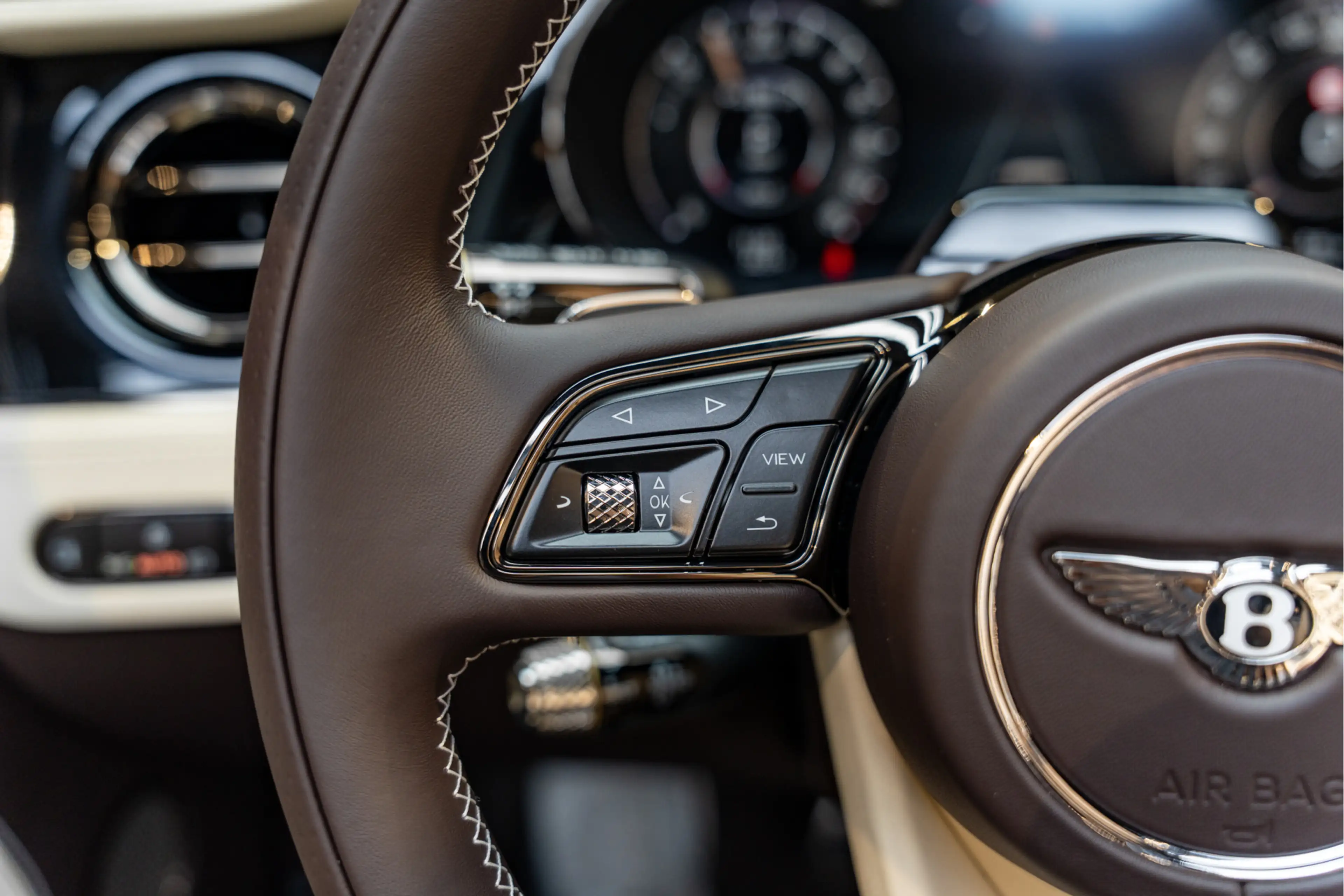 Bentley Continental GTC S Touring Package Mandarin 4.0 V8 Hybrid Spectre M — photo 41