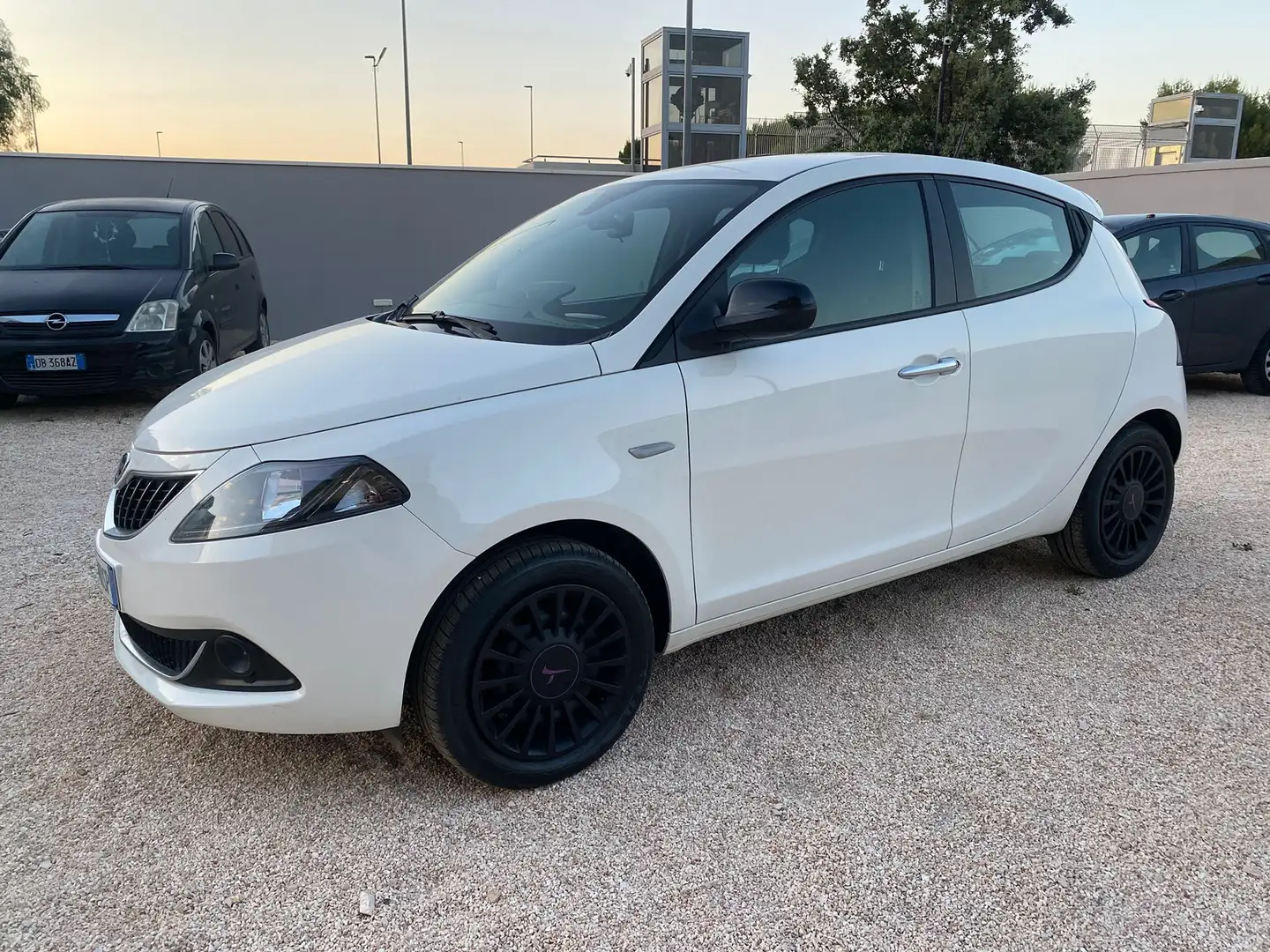 Lancia Ypsilon Ypsilon III 2021 1.0 firefly hybrid UnYca s Blanc - 1