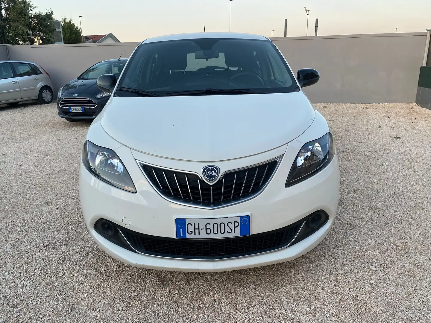 Lancia Ypsilon Ypsilon III 2021 1.0 firefly hybrid UnYca s Blanc - 2