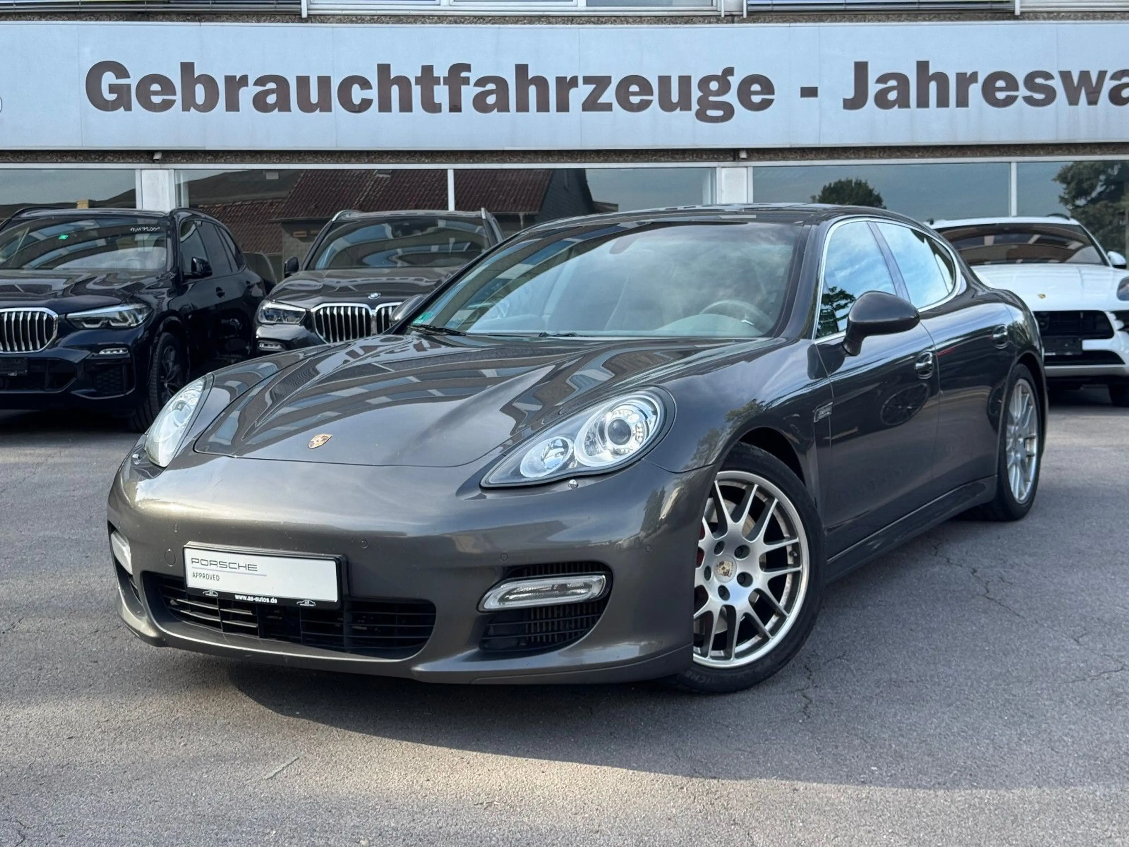 Porsche Panamera Turbo Sportabgas ACC APPROVED-09.2027