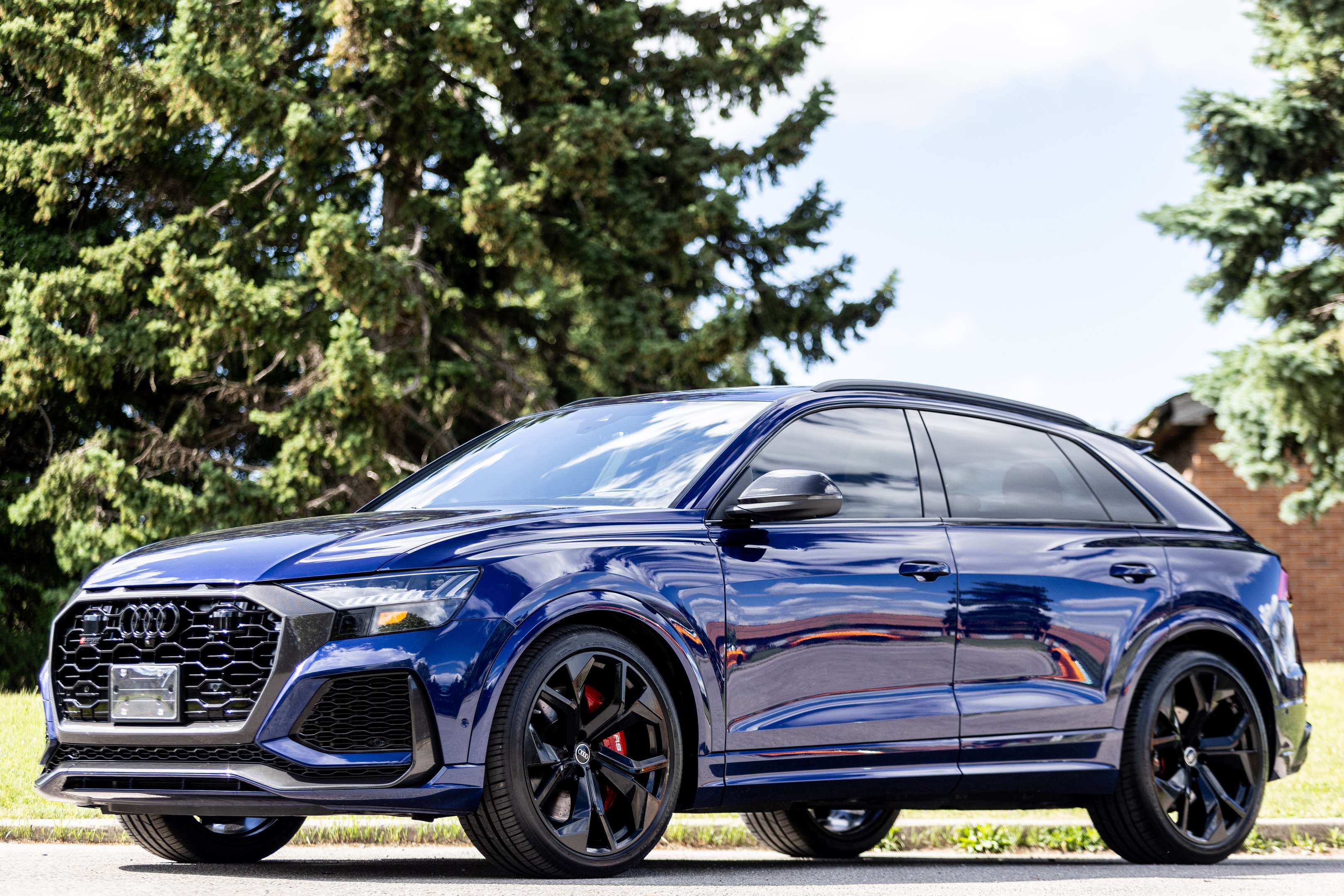 2024 Audi RS Q8 V8 Twin Turbo Quattro, 29,213 kms, $14,000 in opt