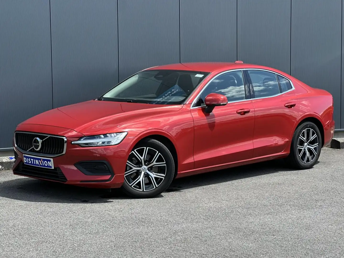 Volvo S60 B4 197 DCT7 MHEV Core+ Rouge - 1