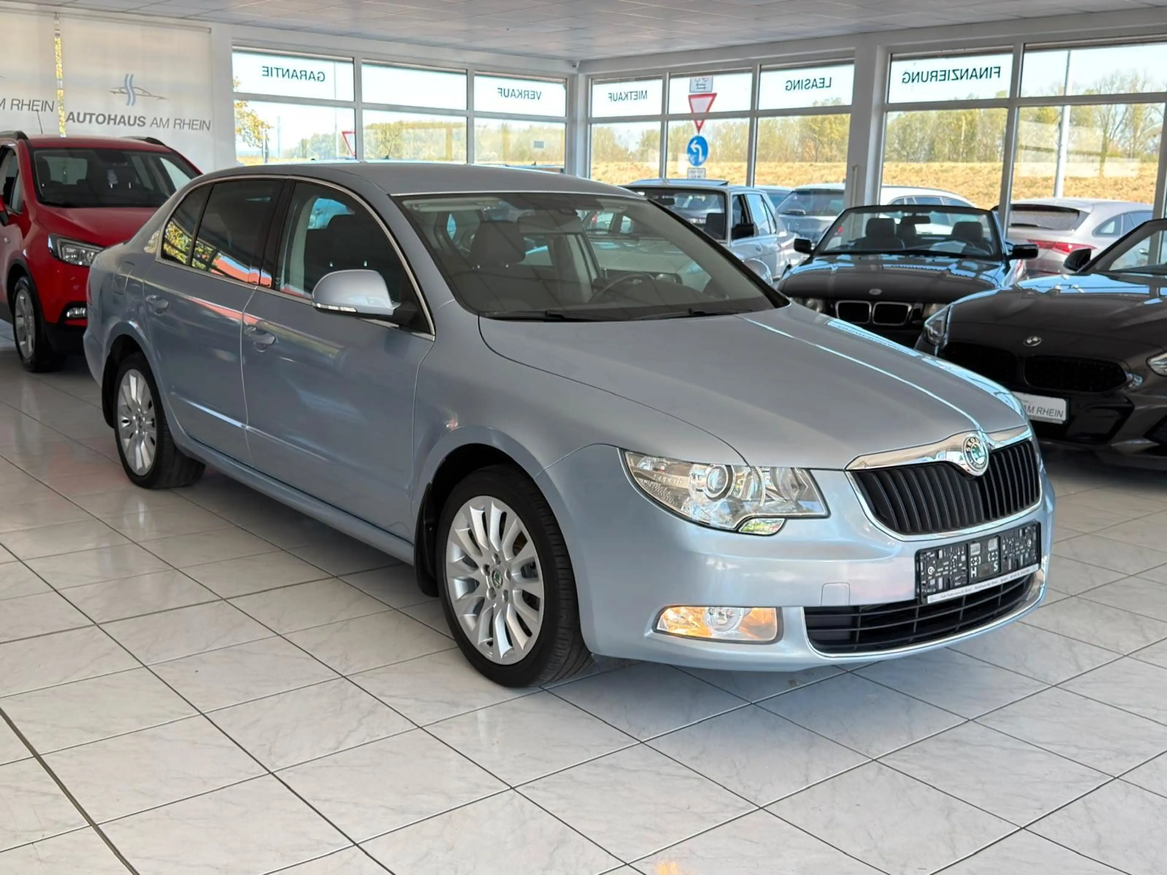 Skoda Superb Ambition 4X4+Automatik+Xenon+Navi+AHK
