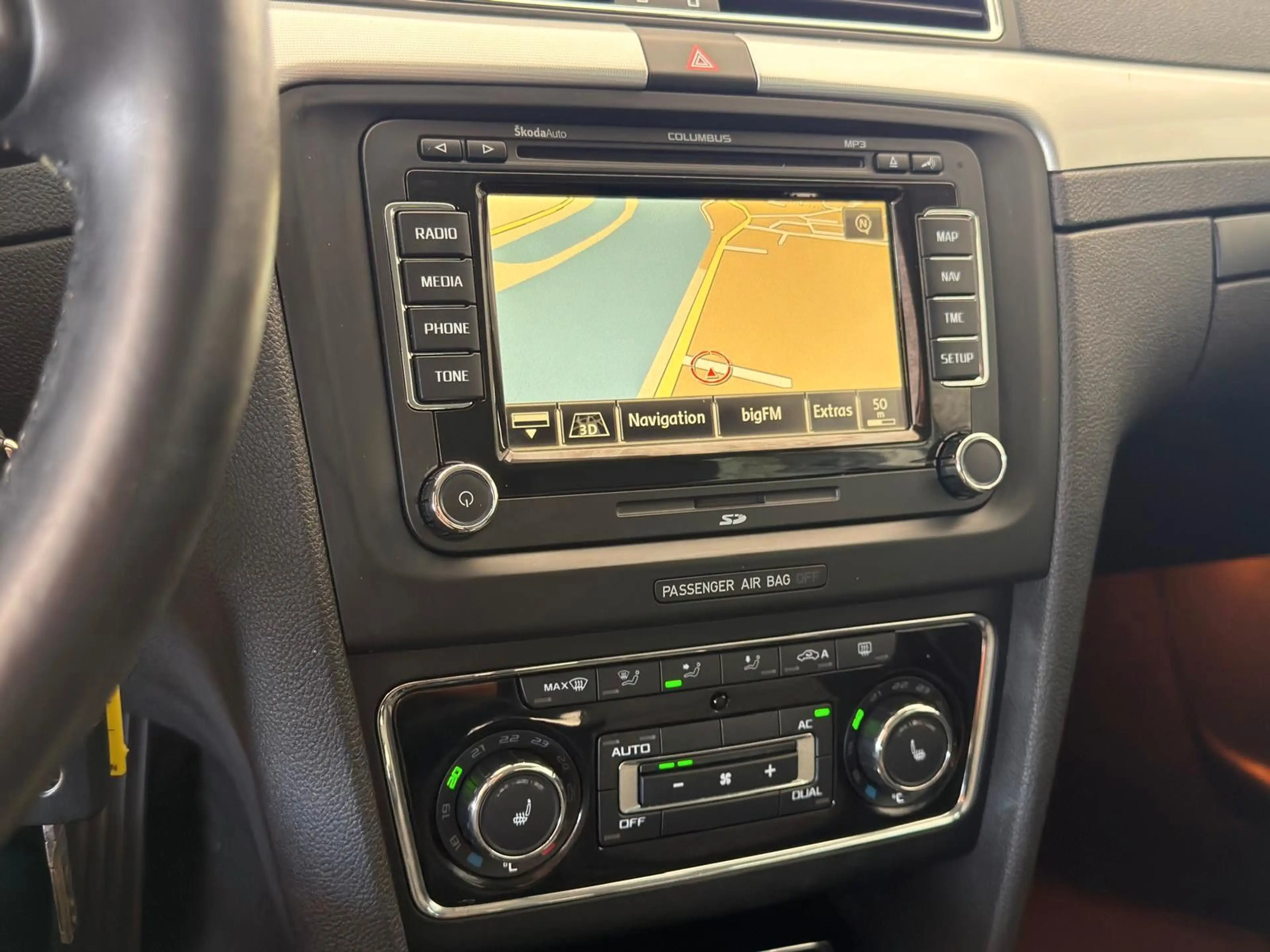 Skoda Superb Ambition 4X4+Automatik+Xenon+Navi+AHK — photo 15