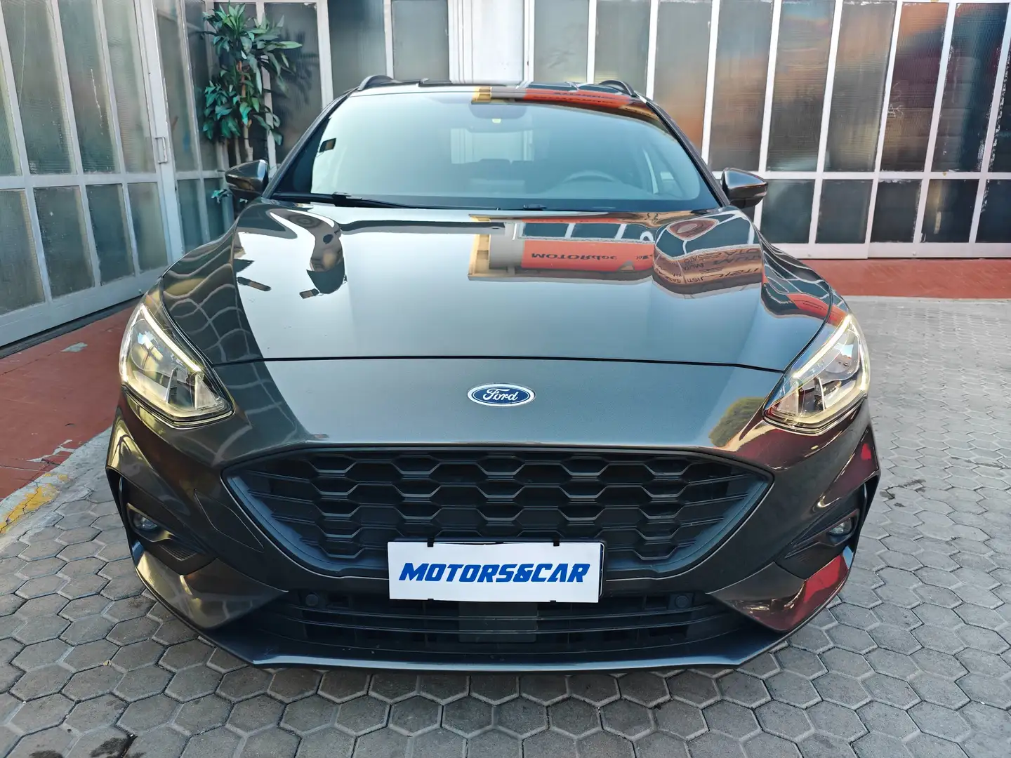 Ford Focus ST-LINE AUTOMATICA Focus V SW 1.0 ecoboost Grigio - 2