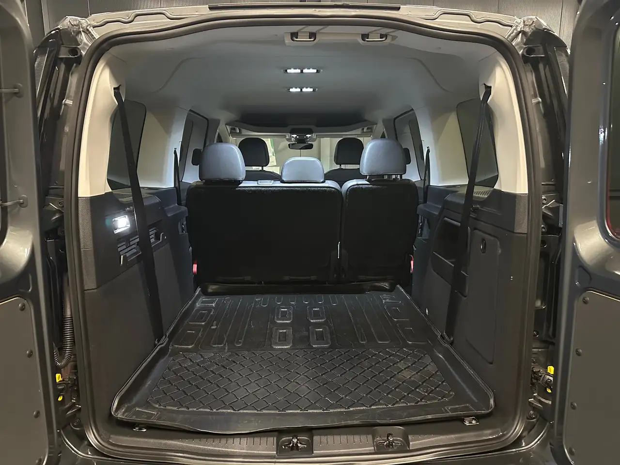 Volkswagen Caddy Maxi Style*AHK*NAVI Pro*LED*CarPlay*SHZG*Alcantara, миниатюра 26