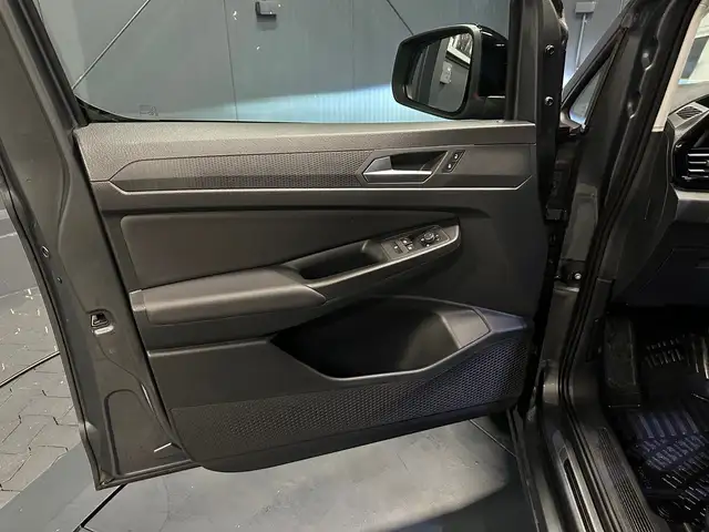 Volkswagen Caddy view 13