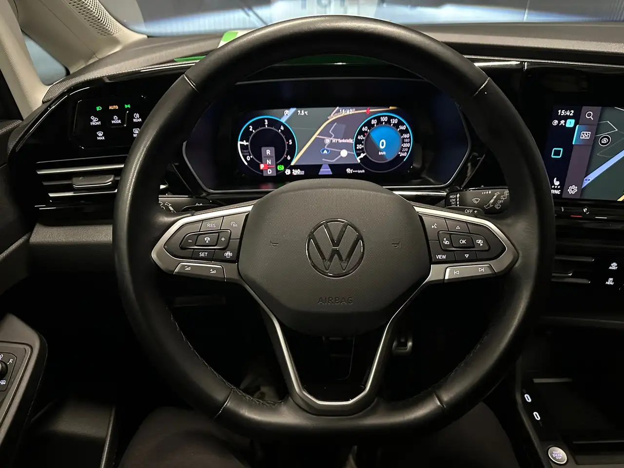 Volkswagen Caddy Maxi Style*AHK*NAVI Pro*LED*CarPlay*SHZG*Alcantara, миниатюра 16