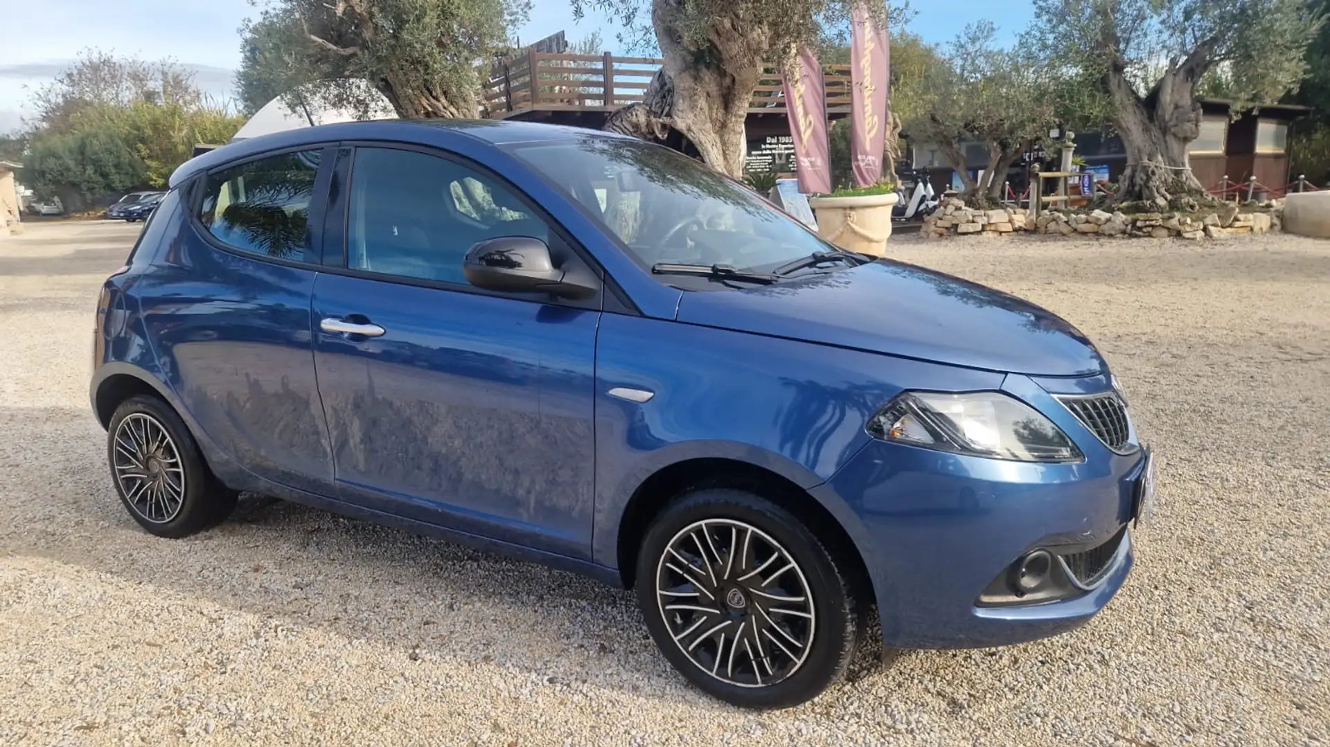 Lancia Ypsilon Ypsilon 1.0 firefly hybrid Silver - VEDI NOTE - Bleu - 2