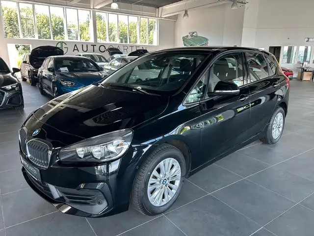 BMW 218 *Navi&Kamera*2xPDC*S.W.Reifen