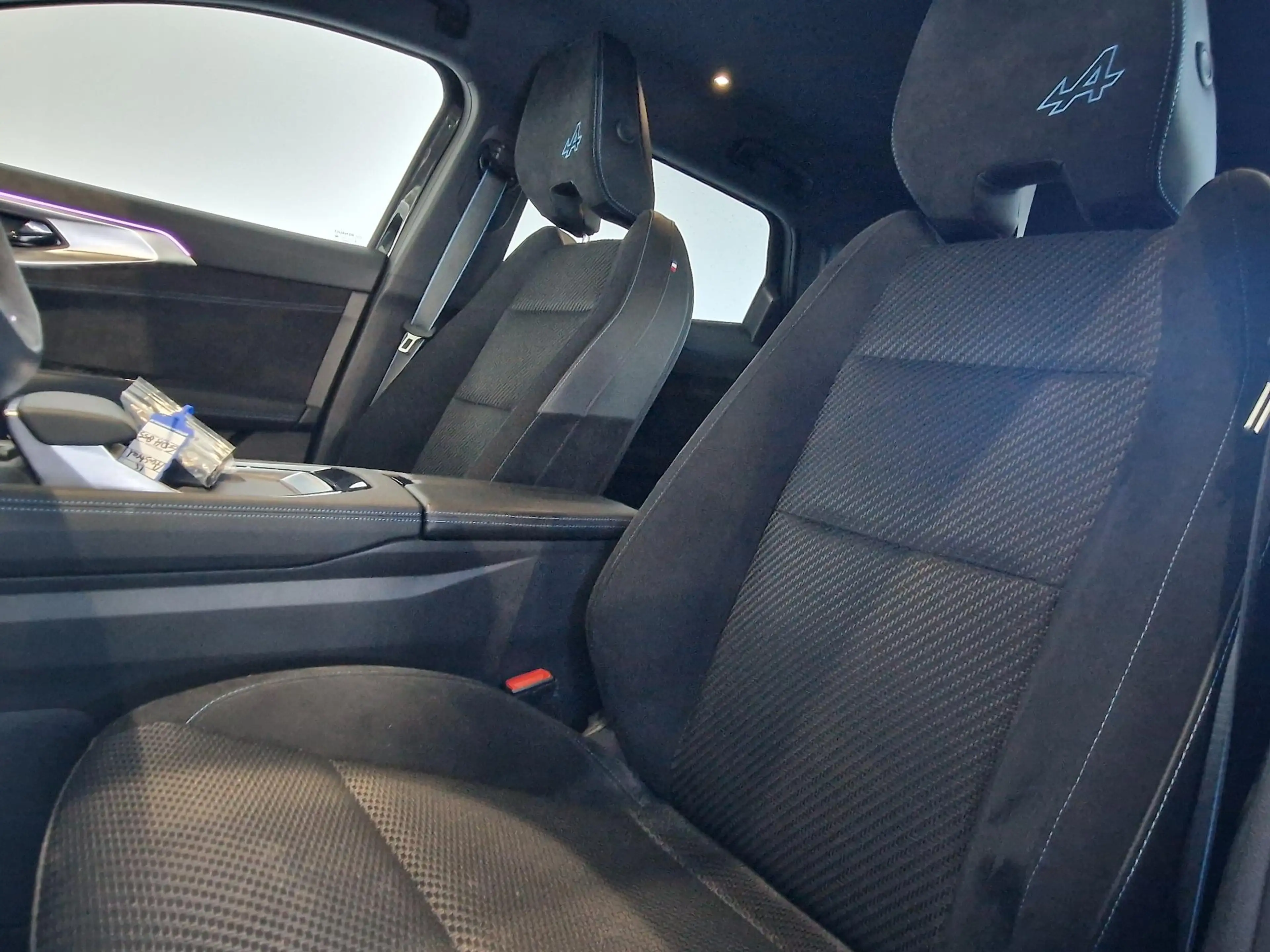 Renault Austral 1.2 E-Tech full hybrid 200 iconic esprit Alpine | — photo 7